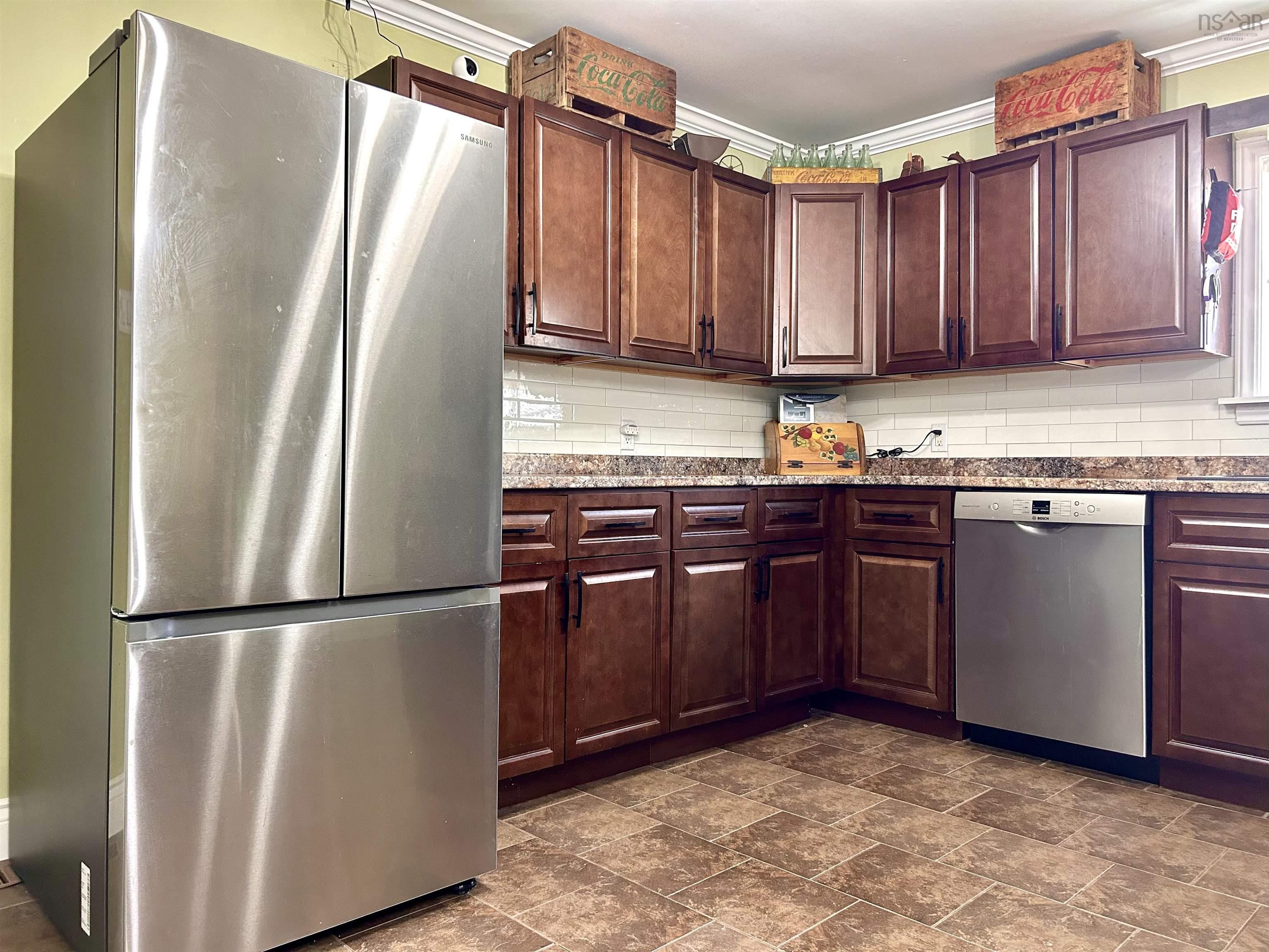 $359,900.00: 60 Cowan Street, Springhill