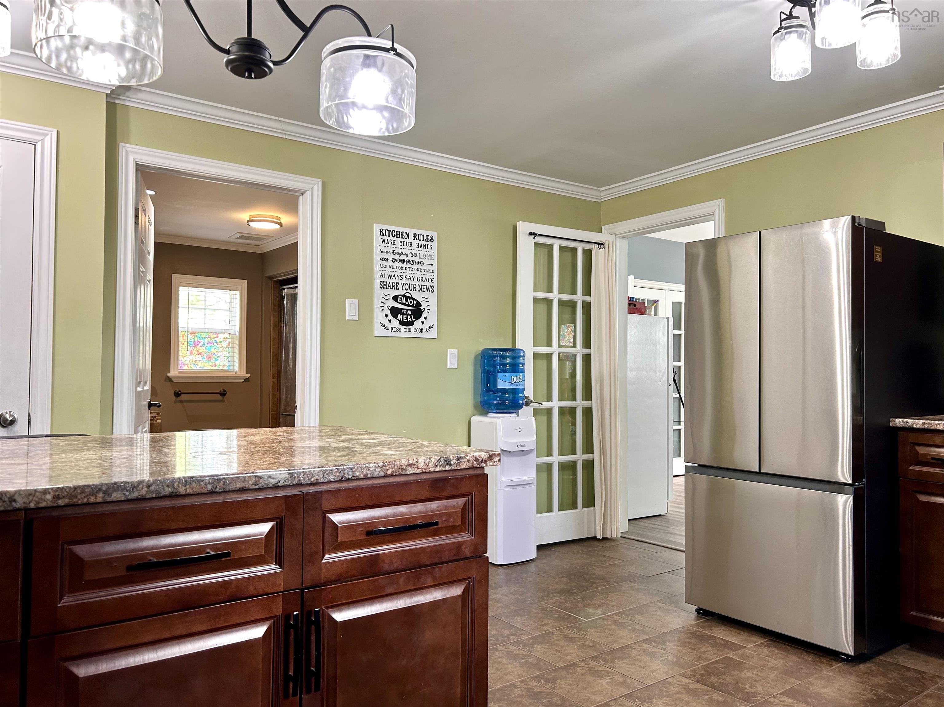 $359,900.00: 60 Cowan Street, Springhill