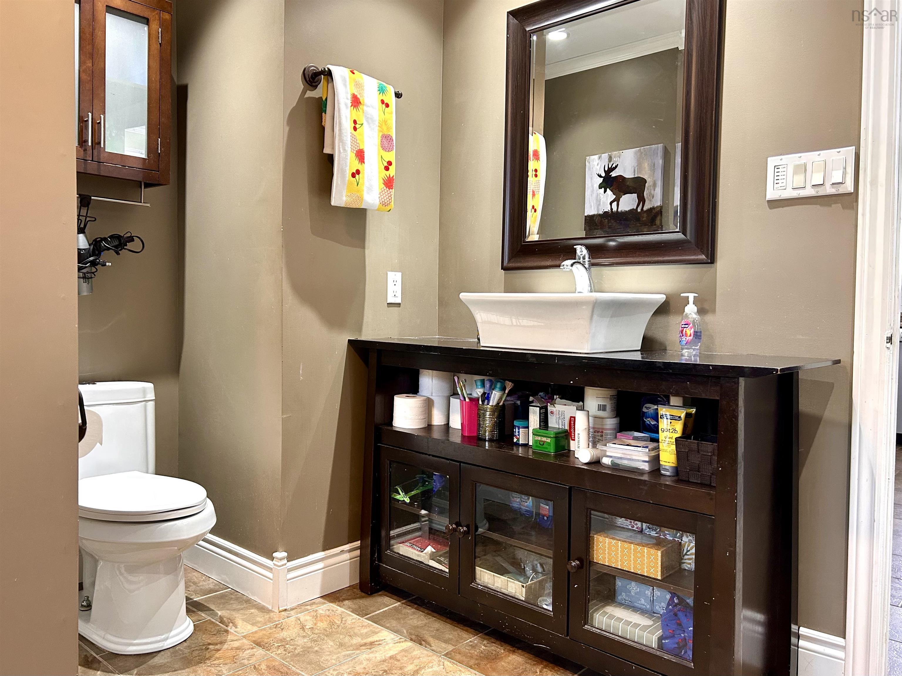 $359,900.00: 60 Cowan Street, Springhill