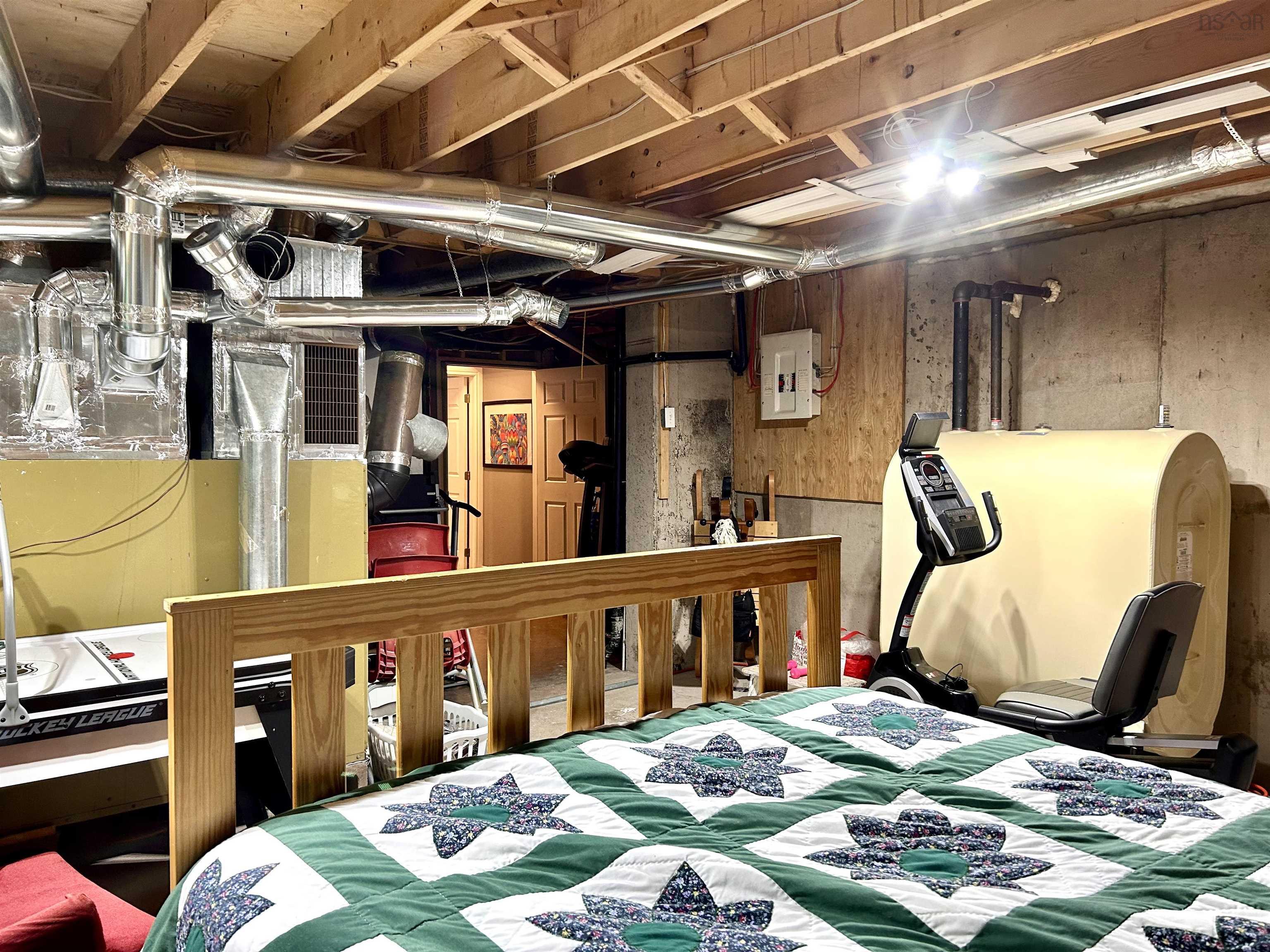 $359,900.00: 60 Cowan Street, Springhill