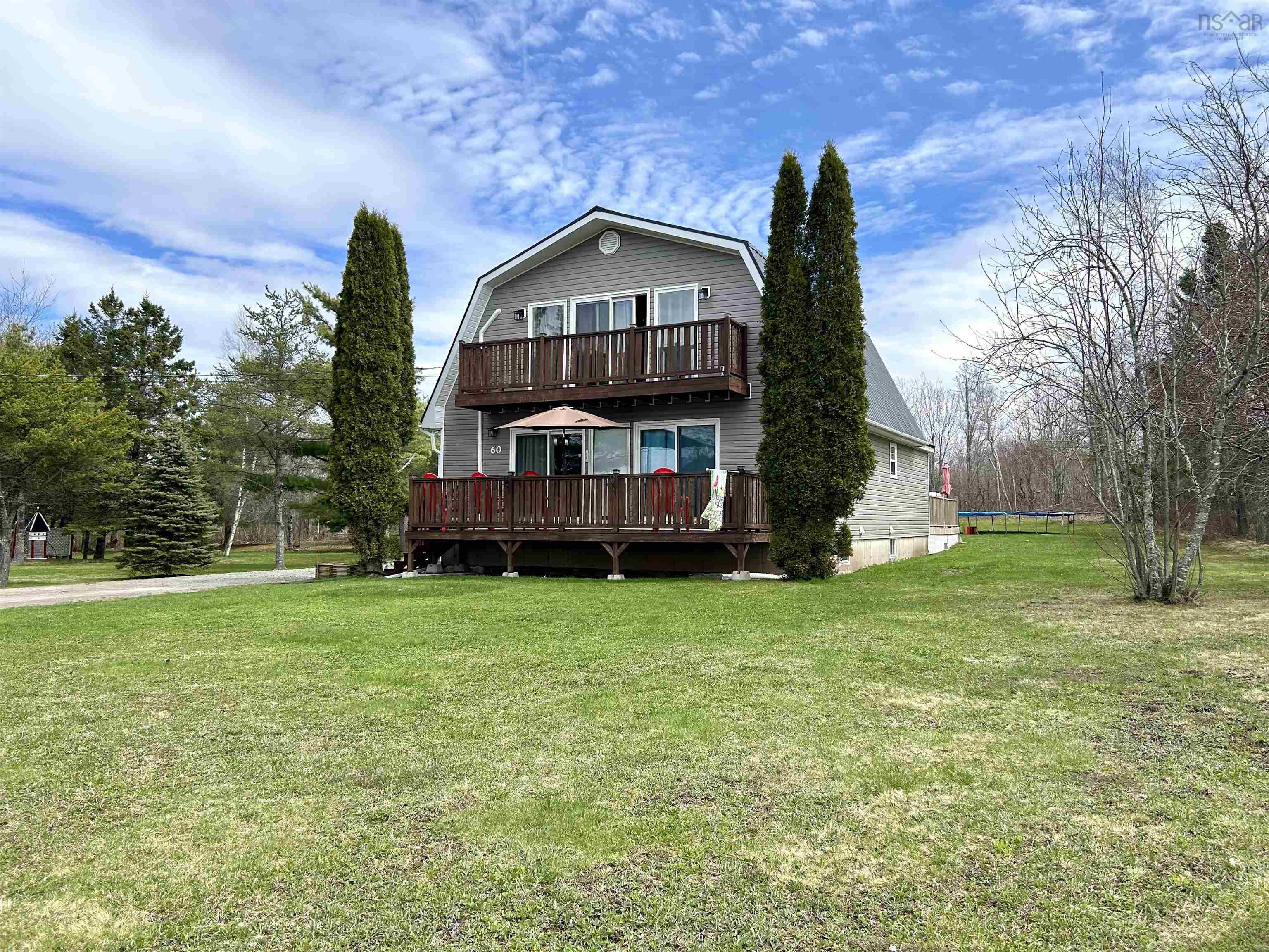 $359,900.00: 60 Cowan Street, Springhill