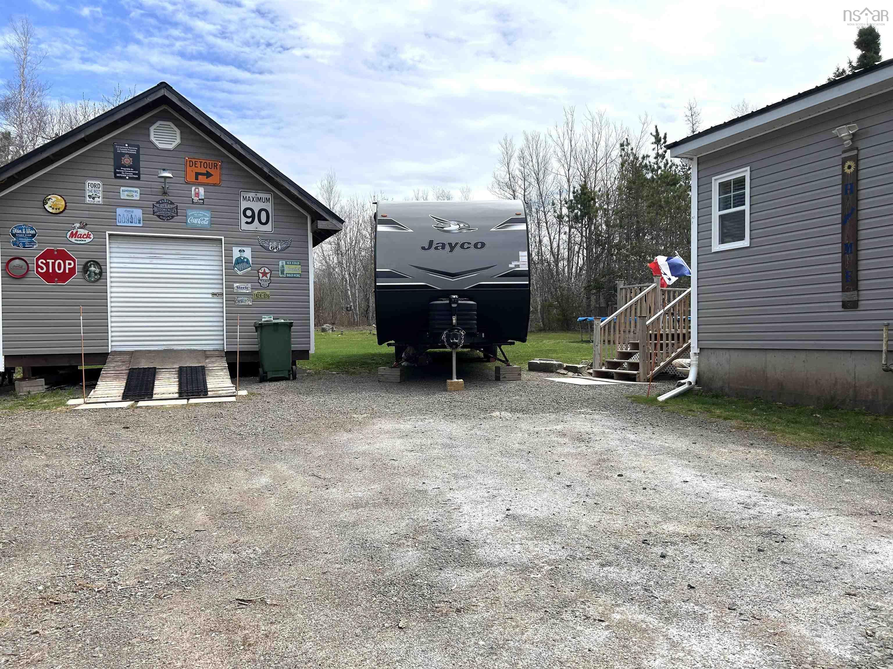 $359,900.00: 60 Cowan Street, Springhill