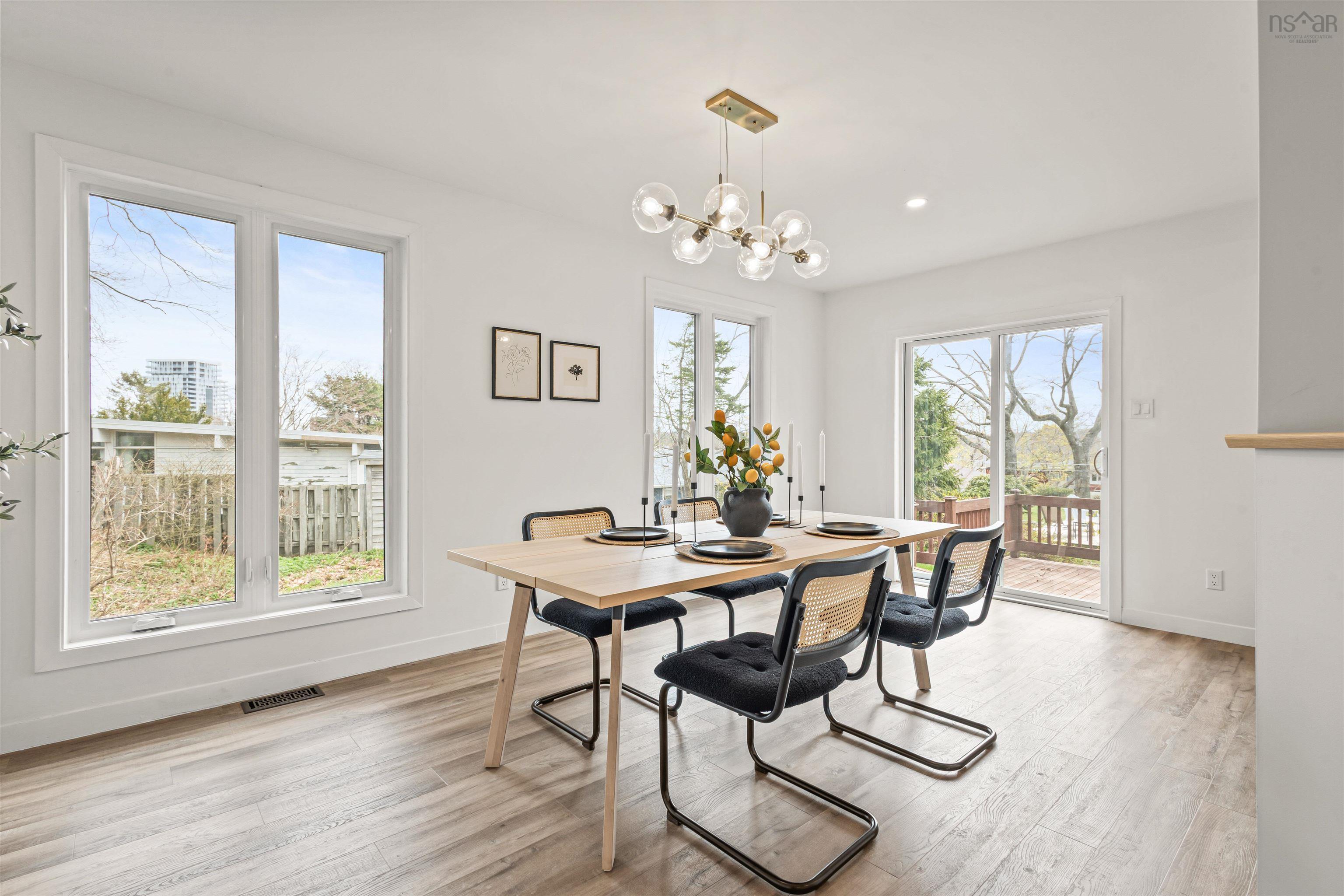 $799,900.00: 2935 Joseph Howe Drive, Halifax