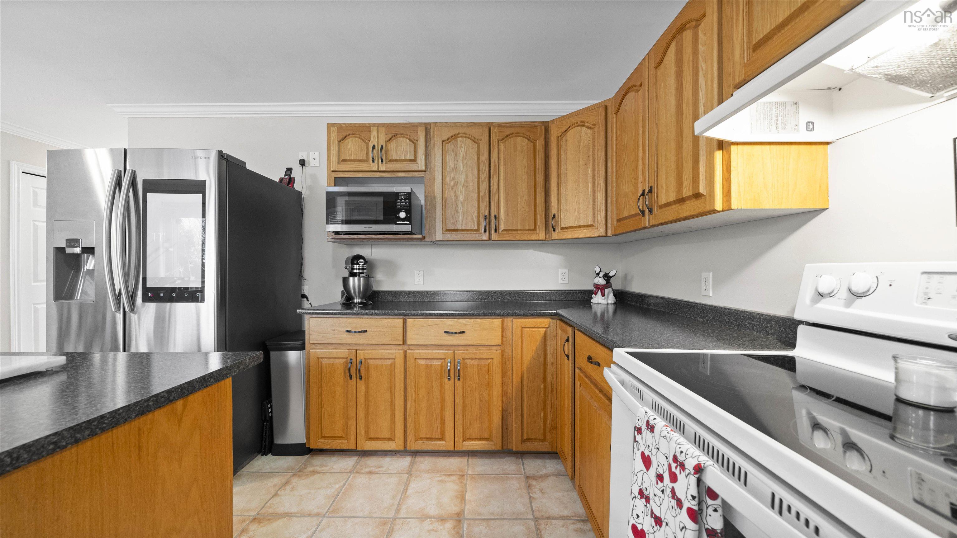 $550,000.00: 2 Kensington Court, Lawrencetown