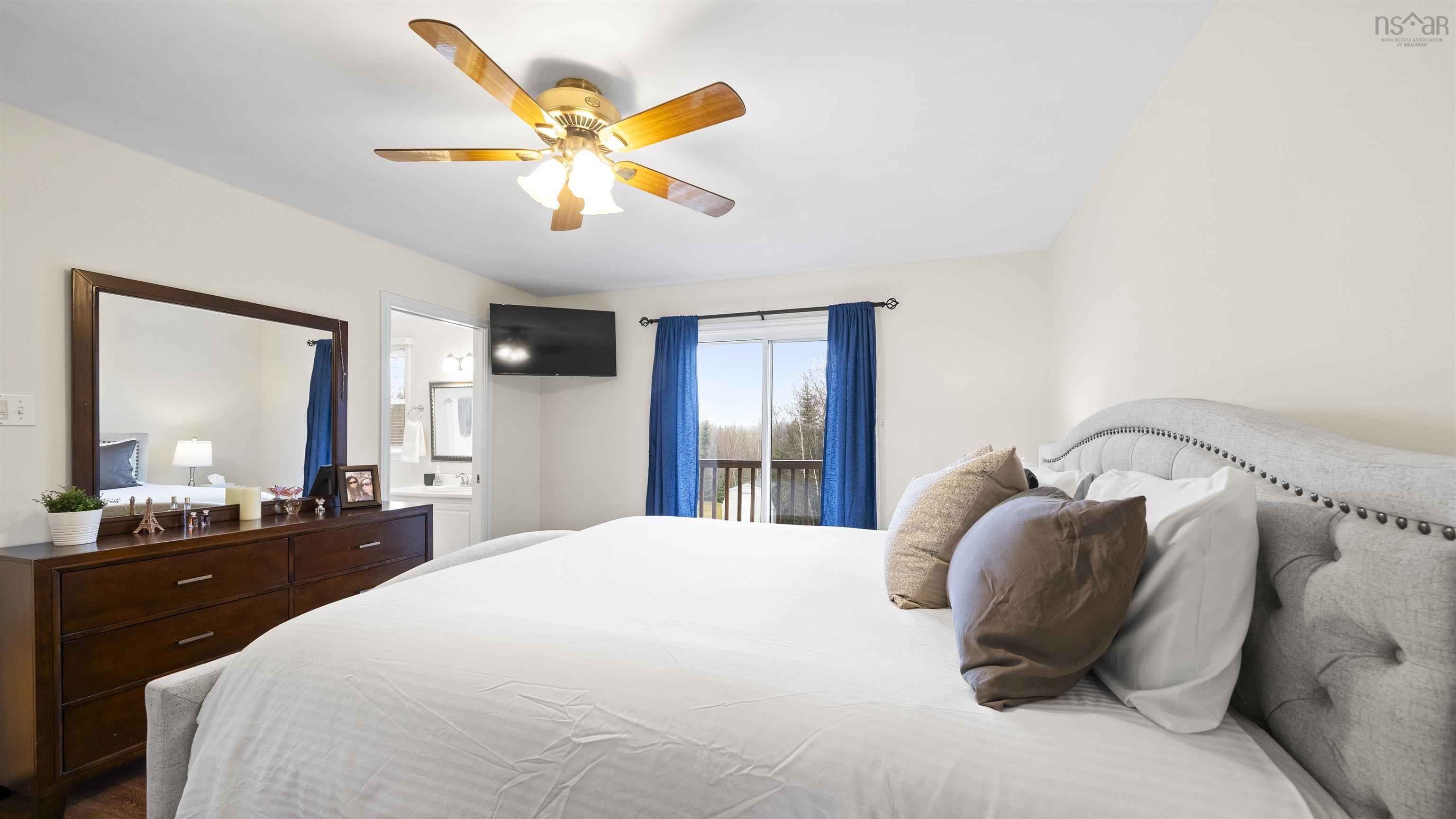 $550,000.00: 2 Kensington Court, Lawrencetown