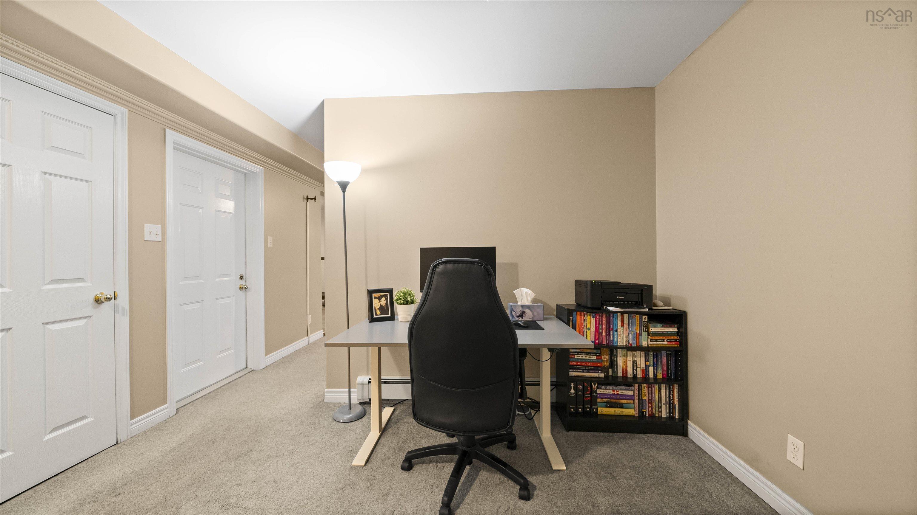 $550,000.00: 2 Kensington Court, Lawrencetown