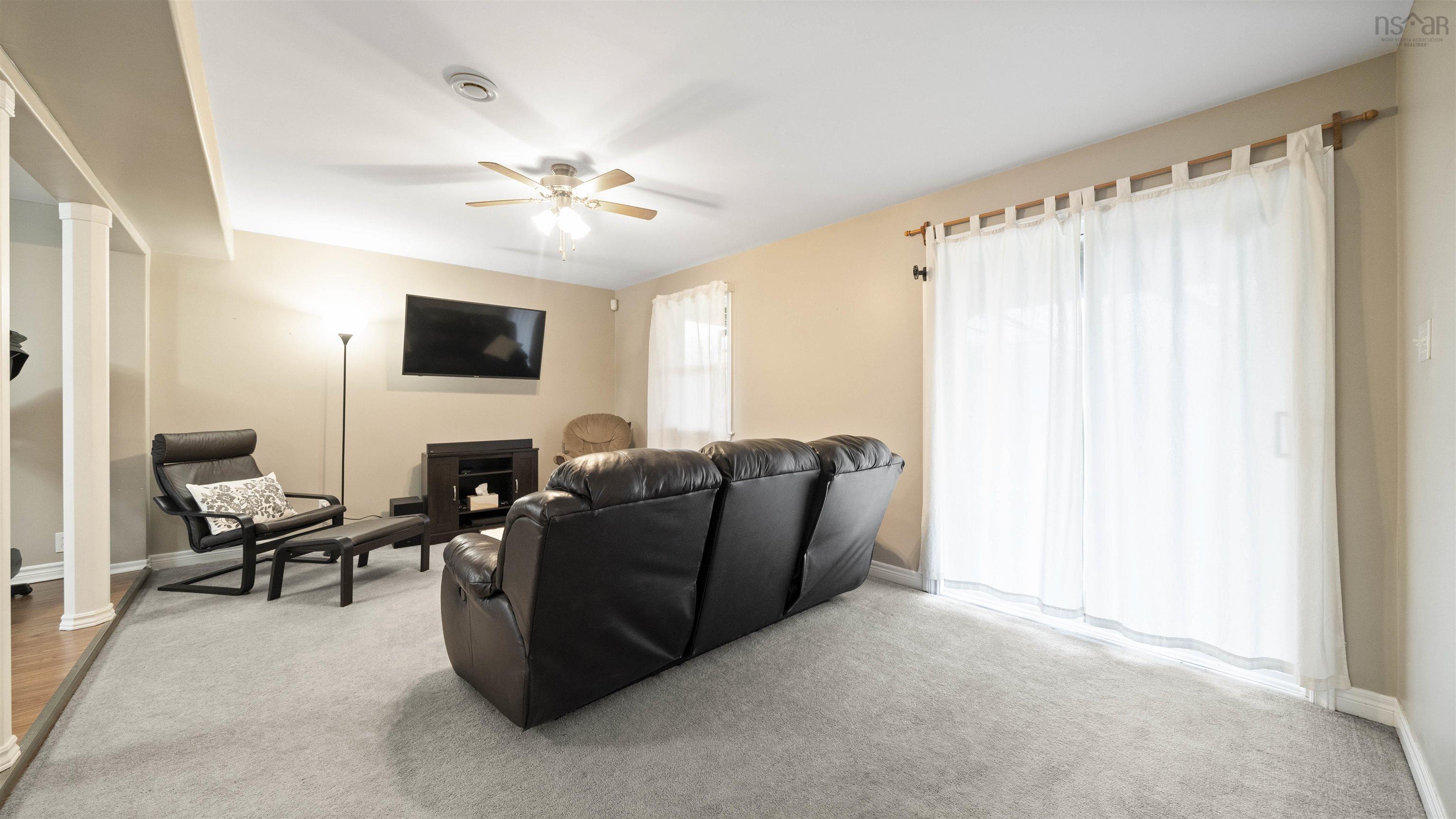 $550,000.00: 2 Kensington Court, Lawrencetown