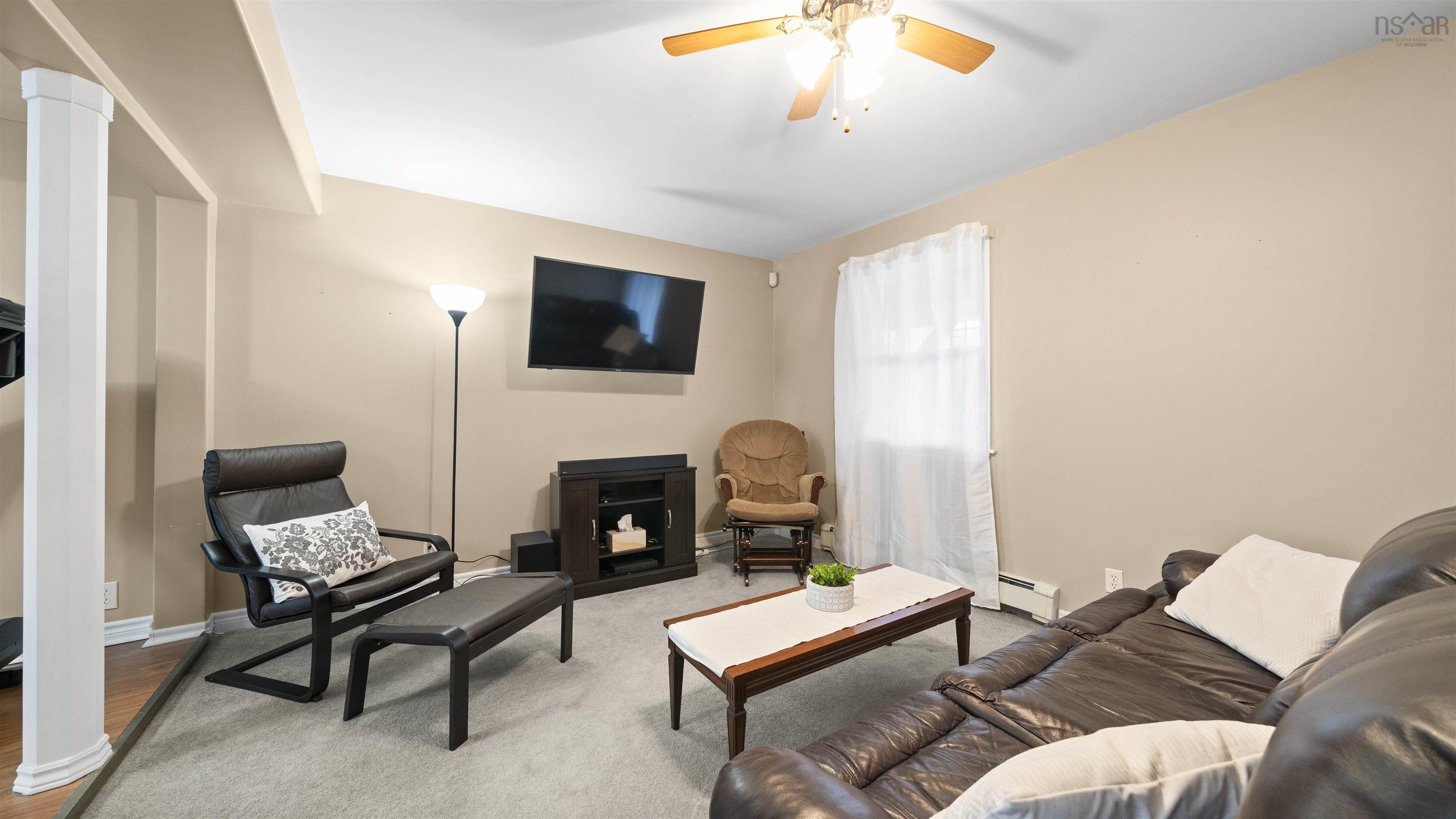$550,000.00: 2 Kensington Court, Lawrencetown