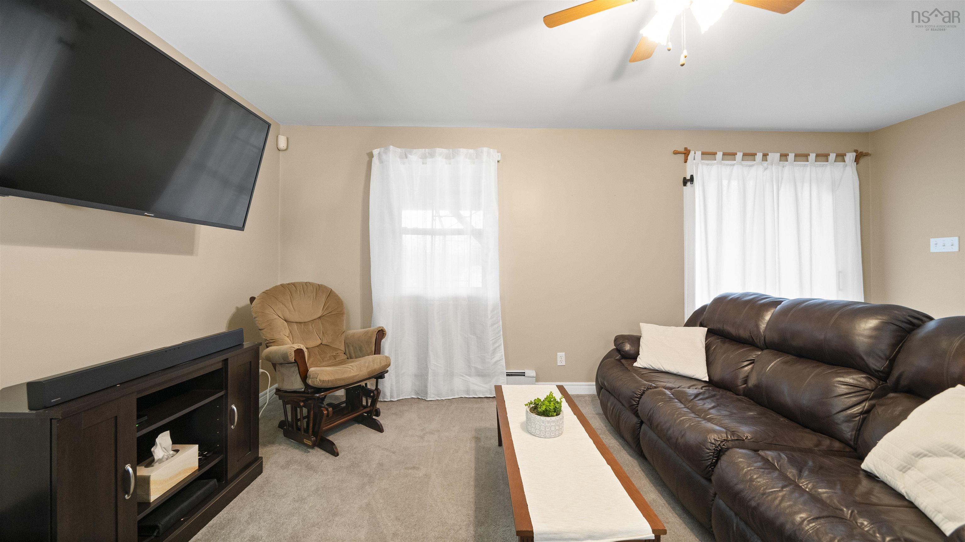 $550,000.00: 2 Kensington Court, Lawrencetown