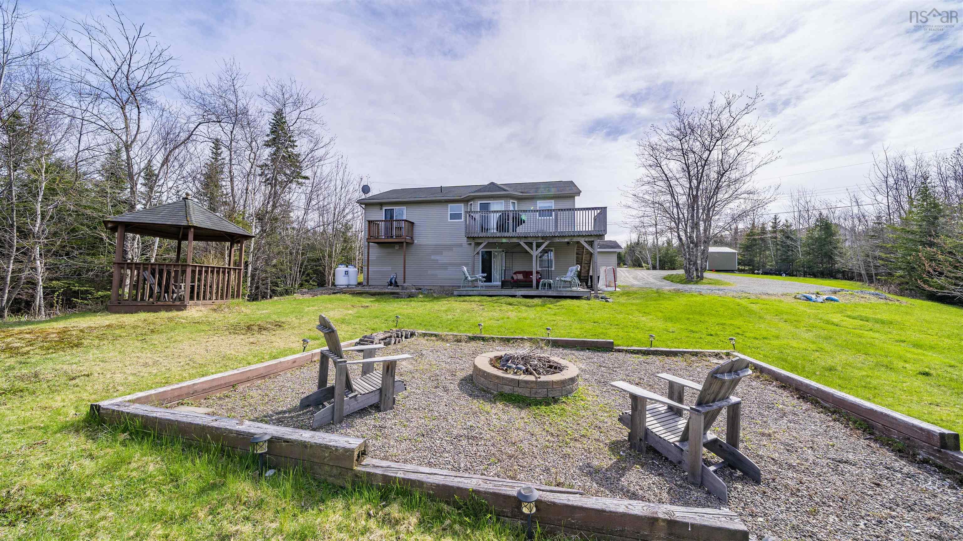 $550,000.00: 2 Kensington Court, Lawrencetown