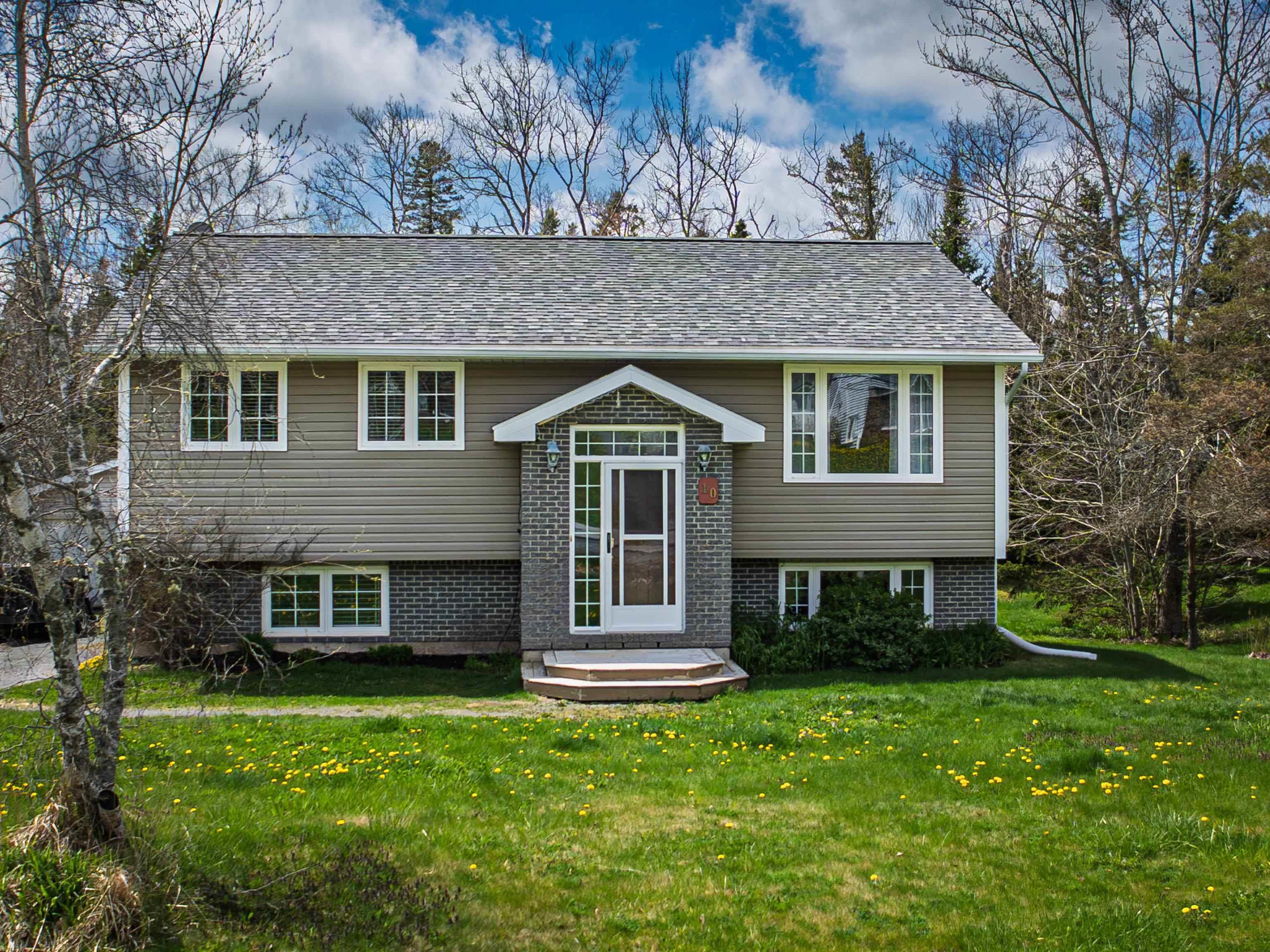 $494,900.00: 10 Robert Scott Drive, Lantz