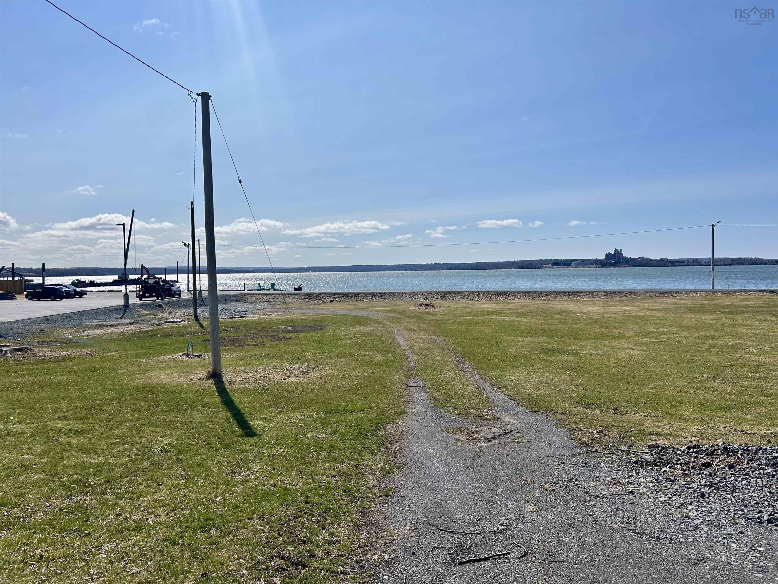 $374,900.00: 137-139 Water, Pictou