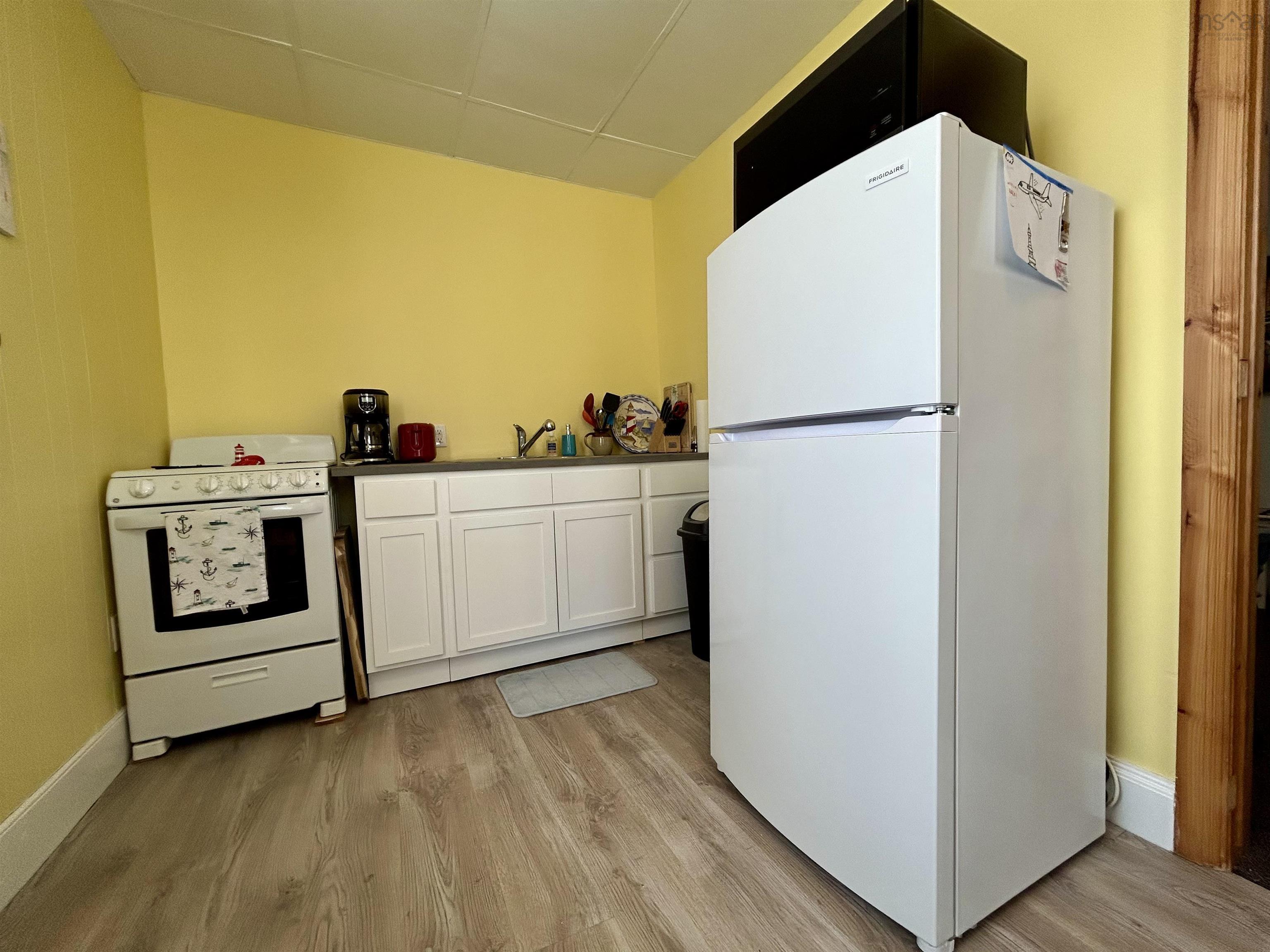 $374,900.00: 137-139 Water, Pictou