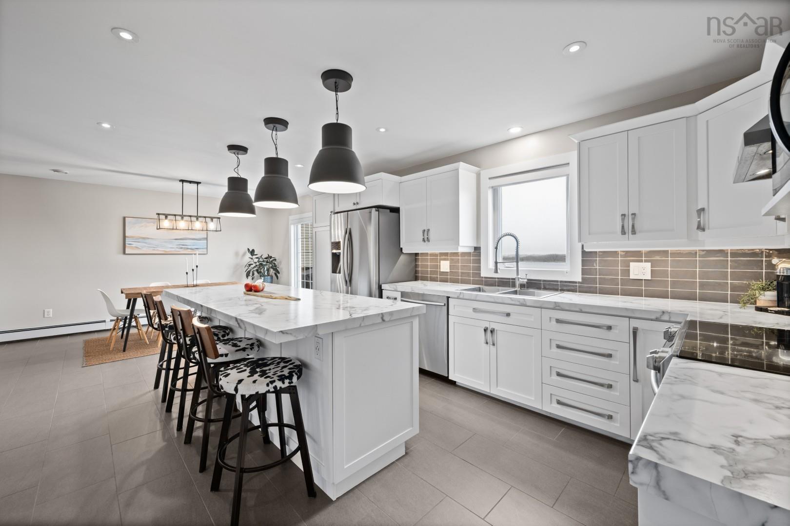 $649,900.00: 282 Southampton Drive, Dartmouth