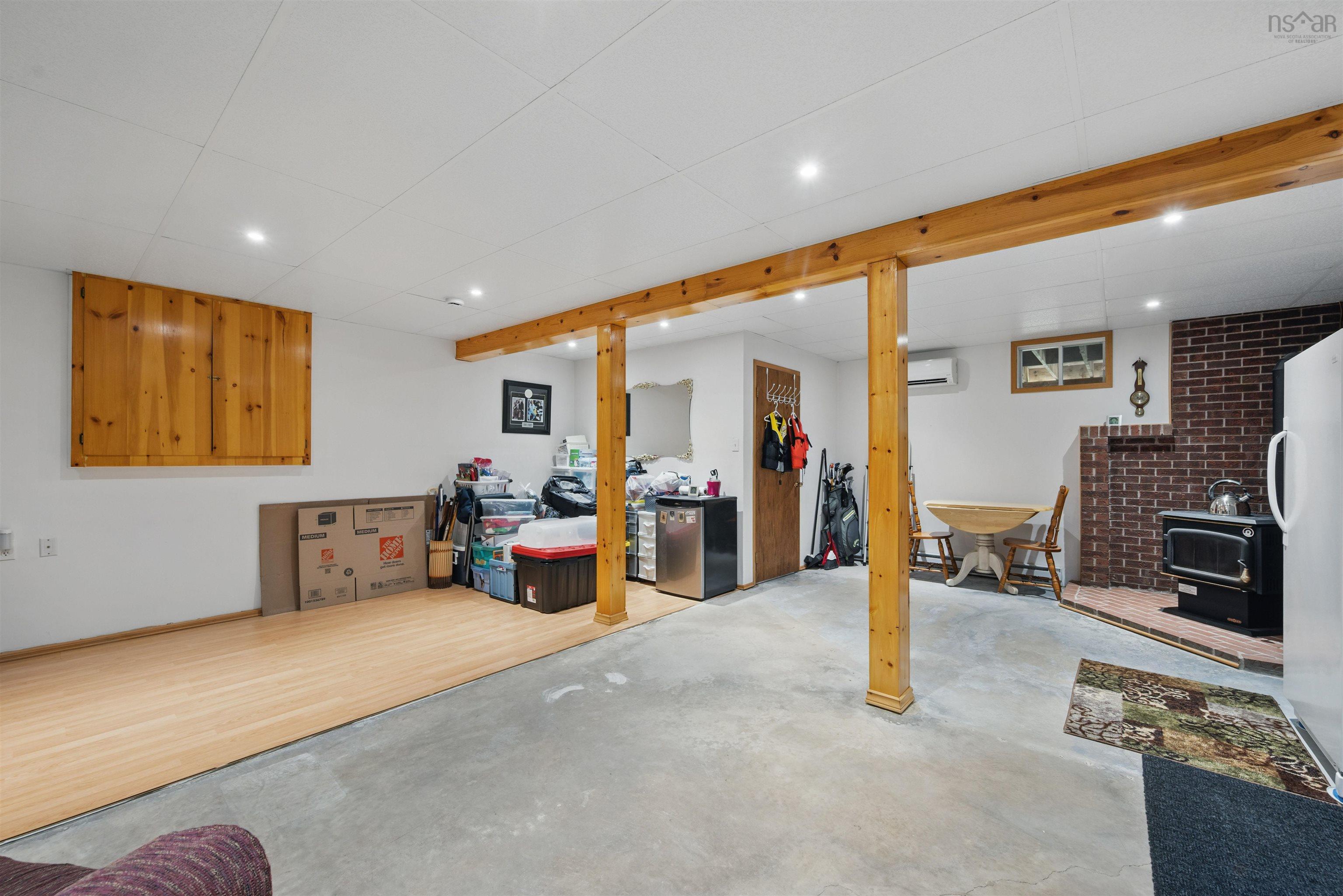 $525,000.00: 224 Falmouth Back Road, Falmouth