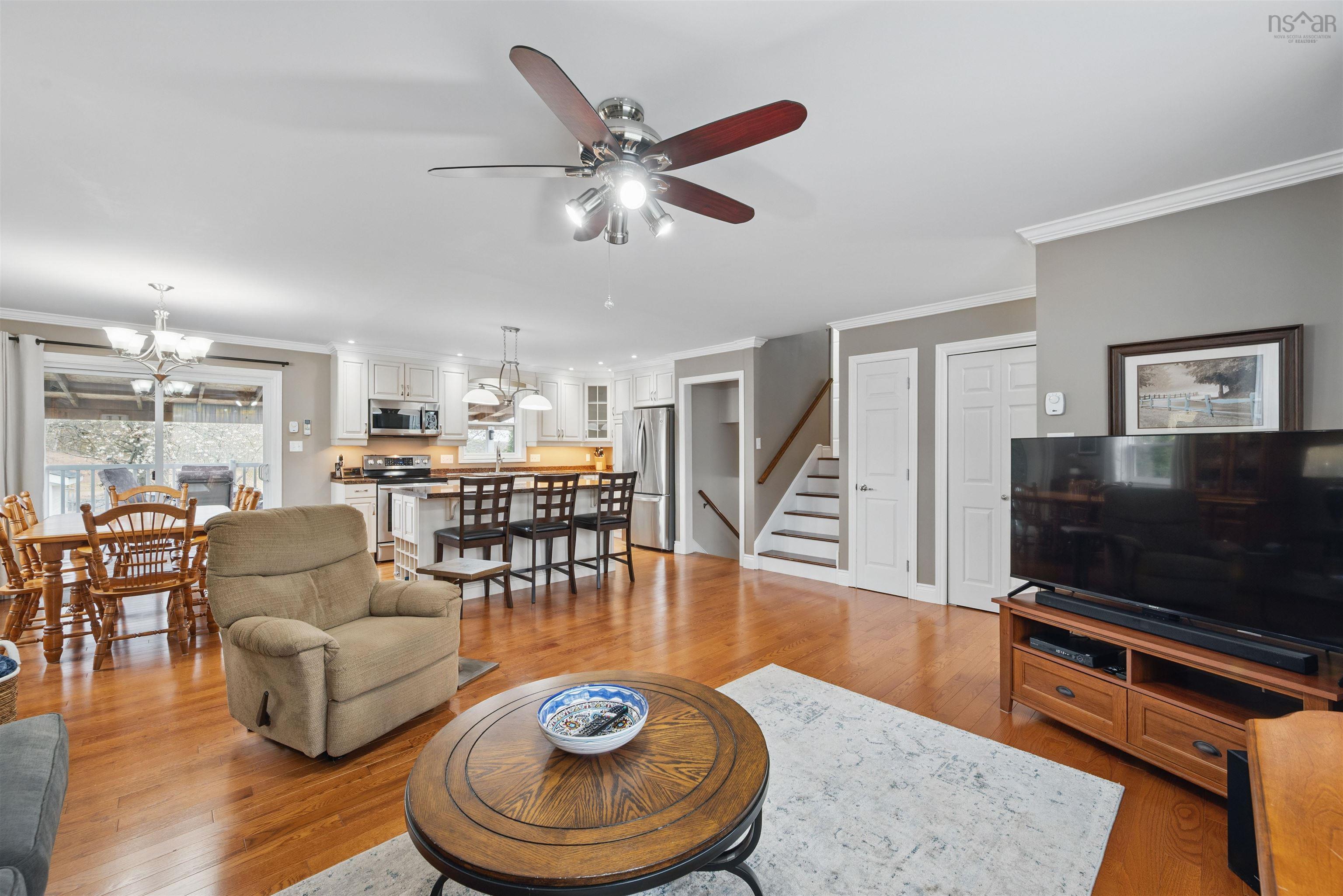 $525,000.00: 224 Falmouth Back Road, Falmouth