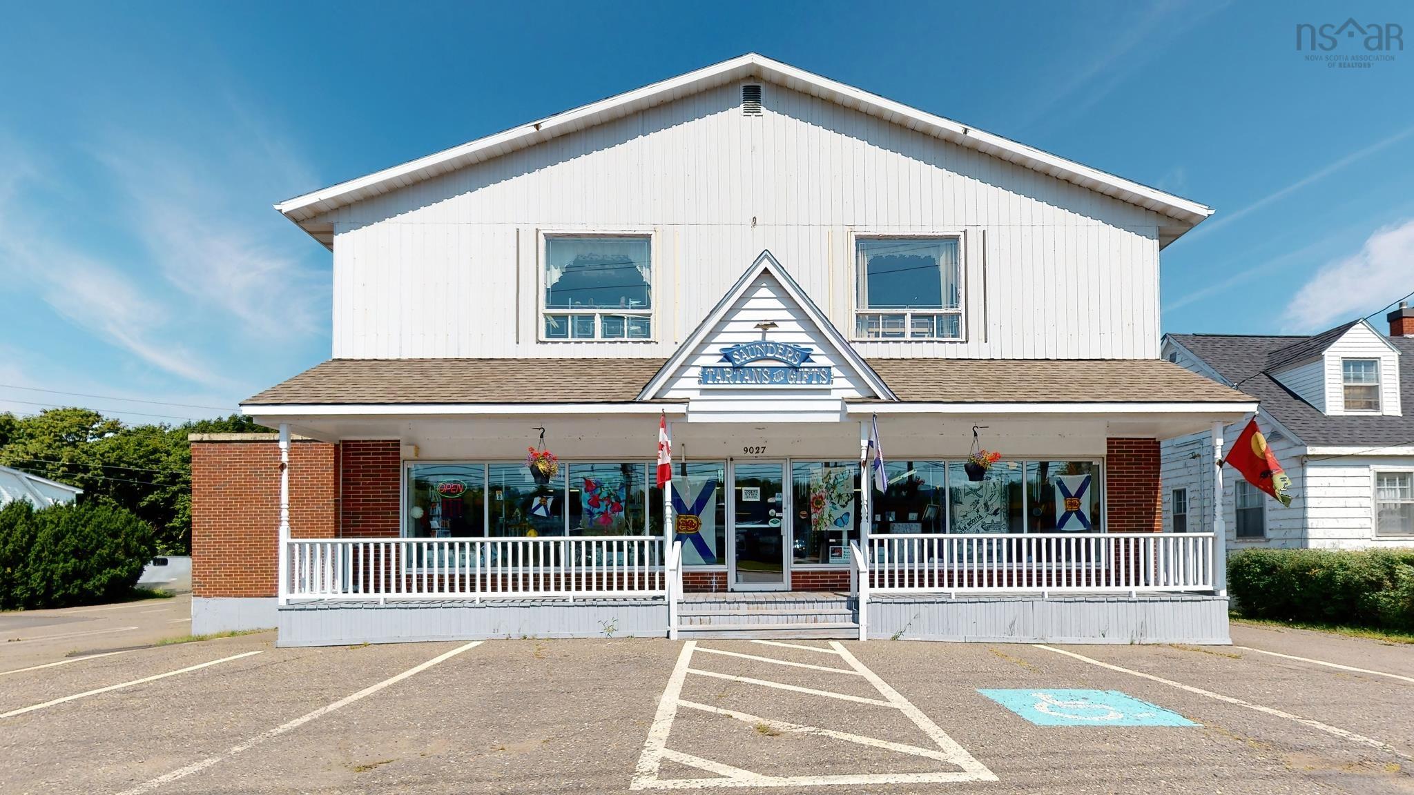 $887,500.00: 9027/9029 Commercial Street, New Minas
