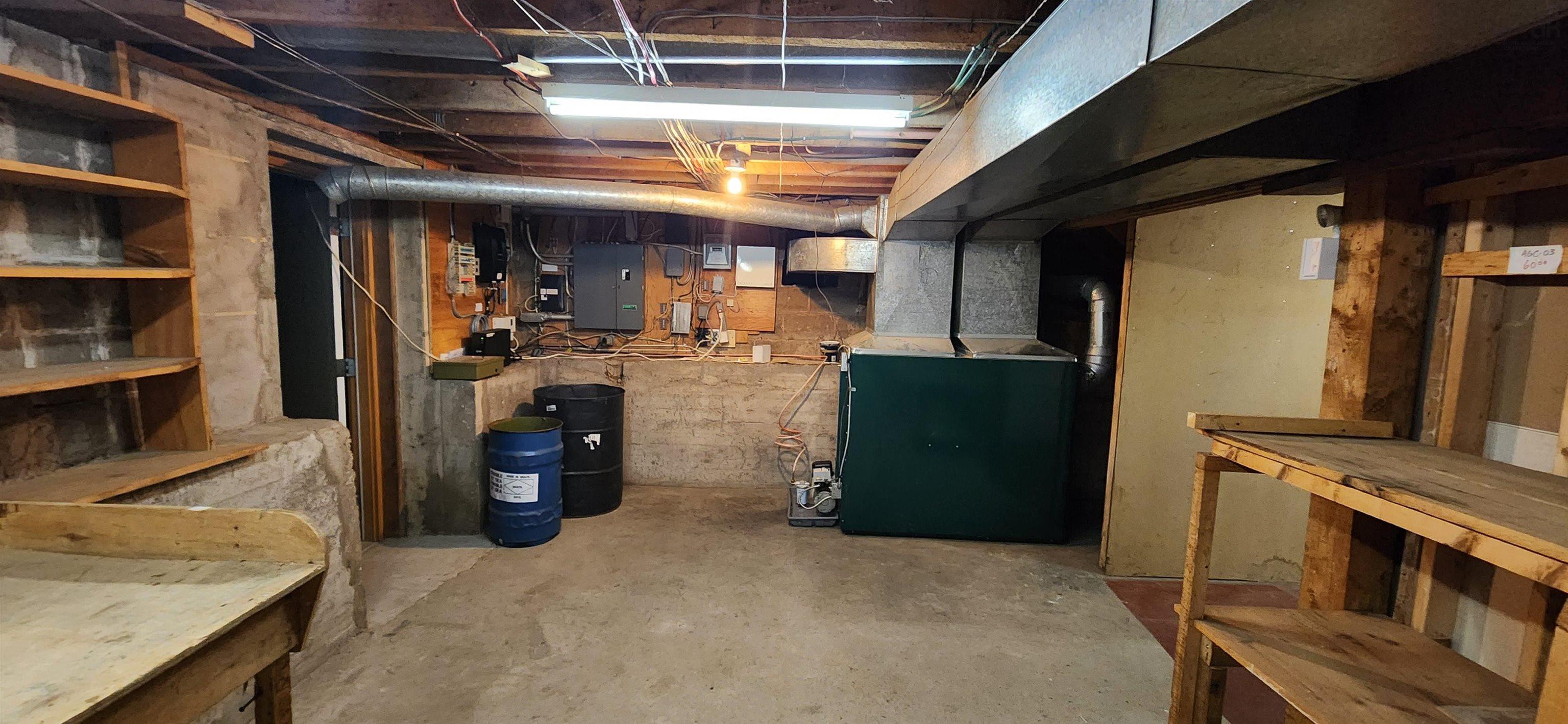 $887,500.00: 9027/9029 Commercial Street, New Minas