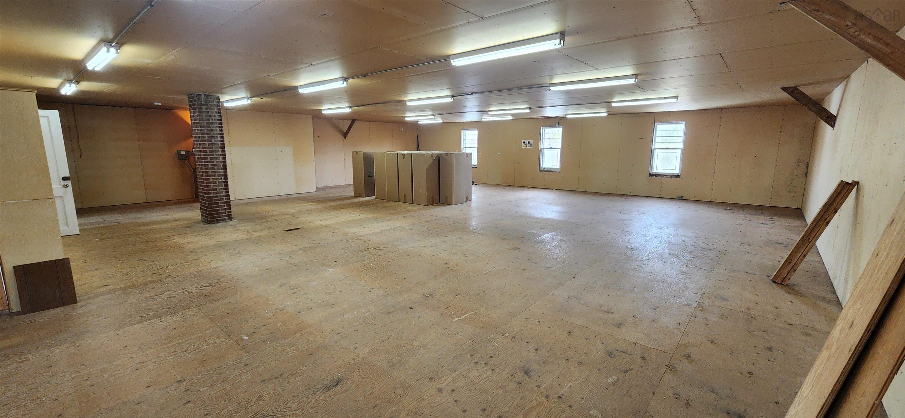 $887,500.00: 9027/9029 Commercial Street, New Minas