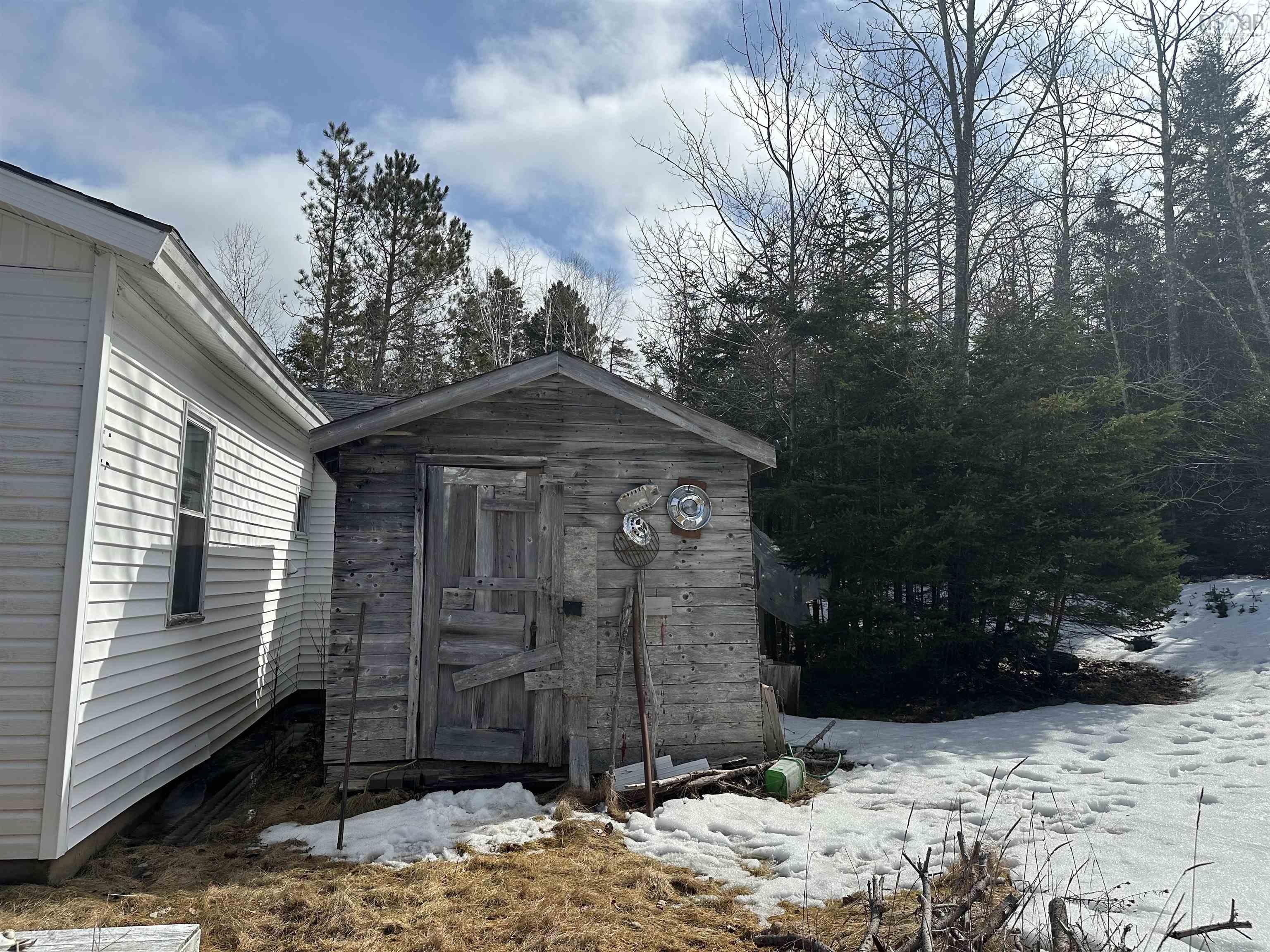 $99,000.00: 2059 East River West Side Road, Sunnybrae