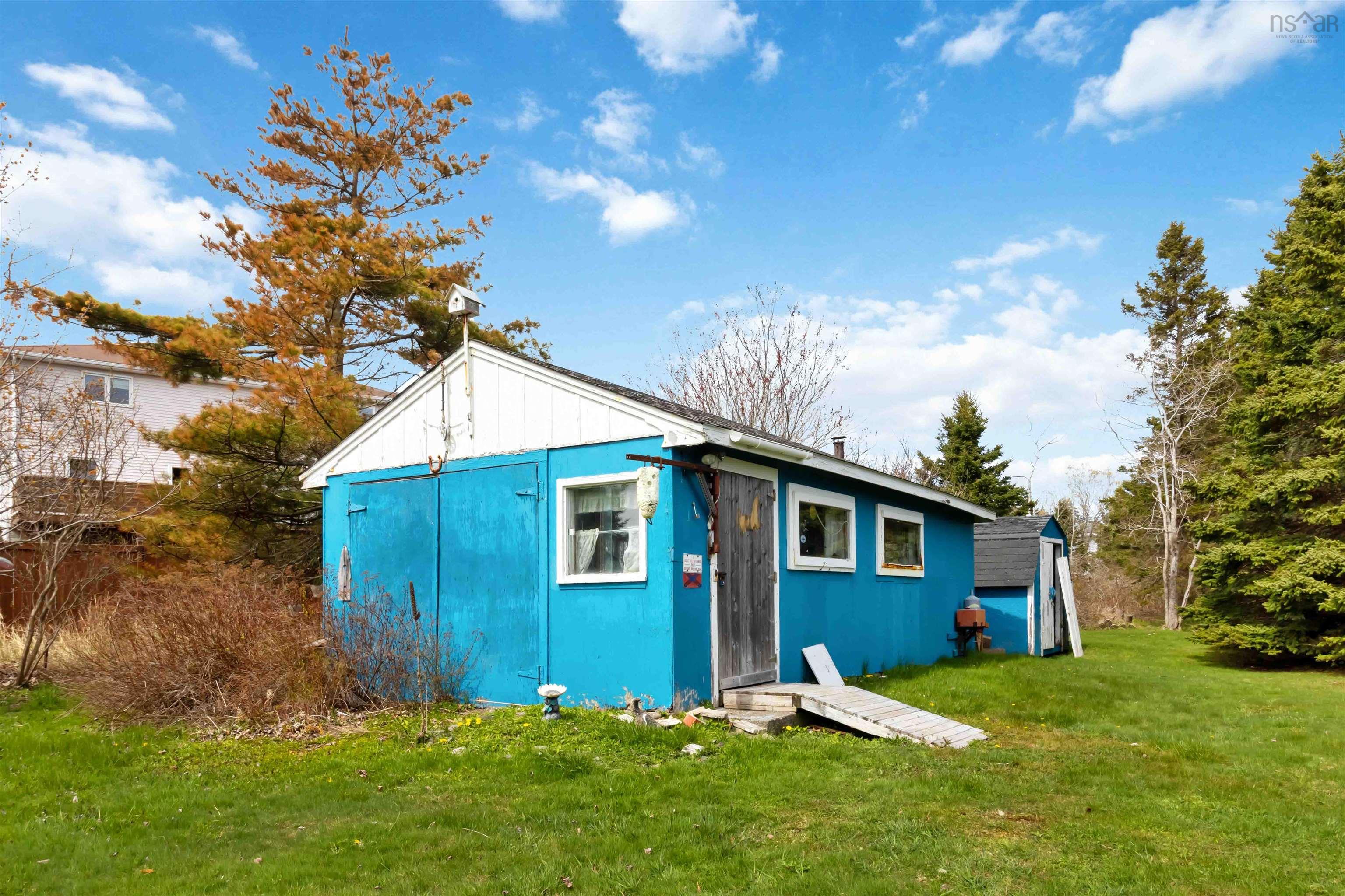 $353,000.00: 1996 Shore Road Road, Eastern Passage