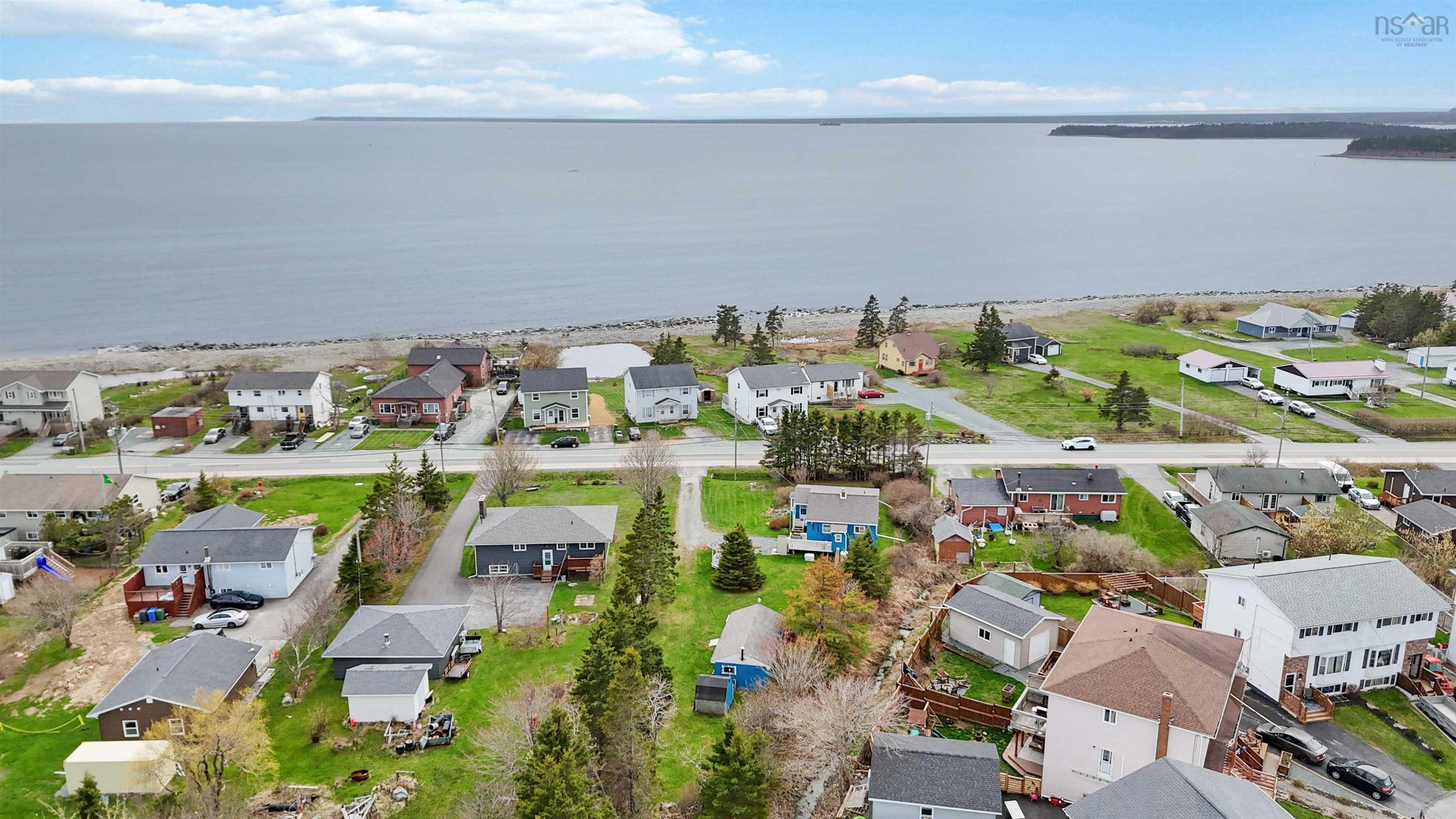 $353,000.00: 1996 Shore Road Road, Eastern Passage