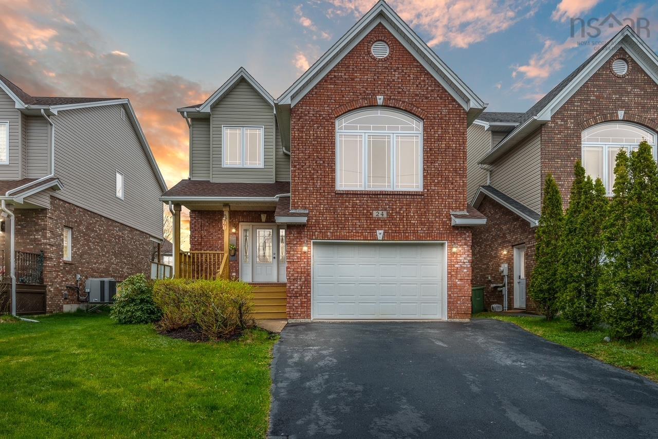 $824,900.00: 24 Haystead Ridge, Bedford
