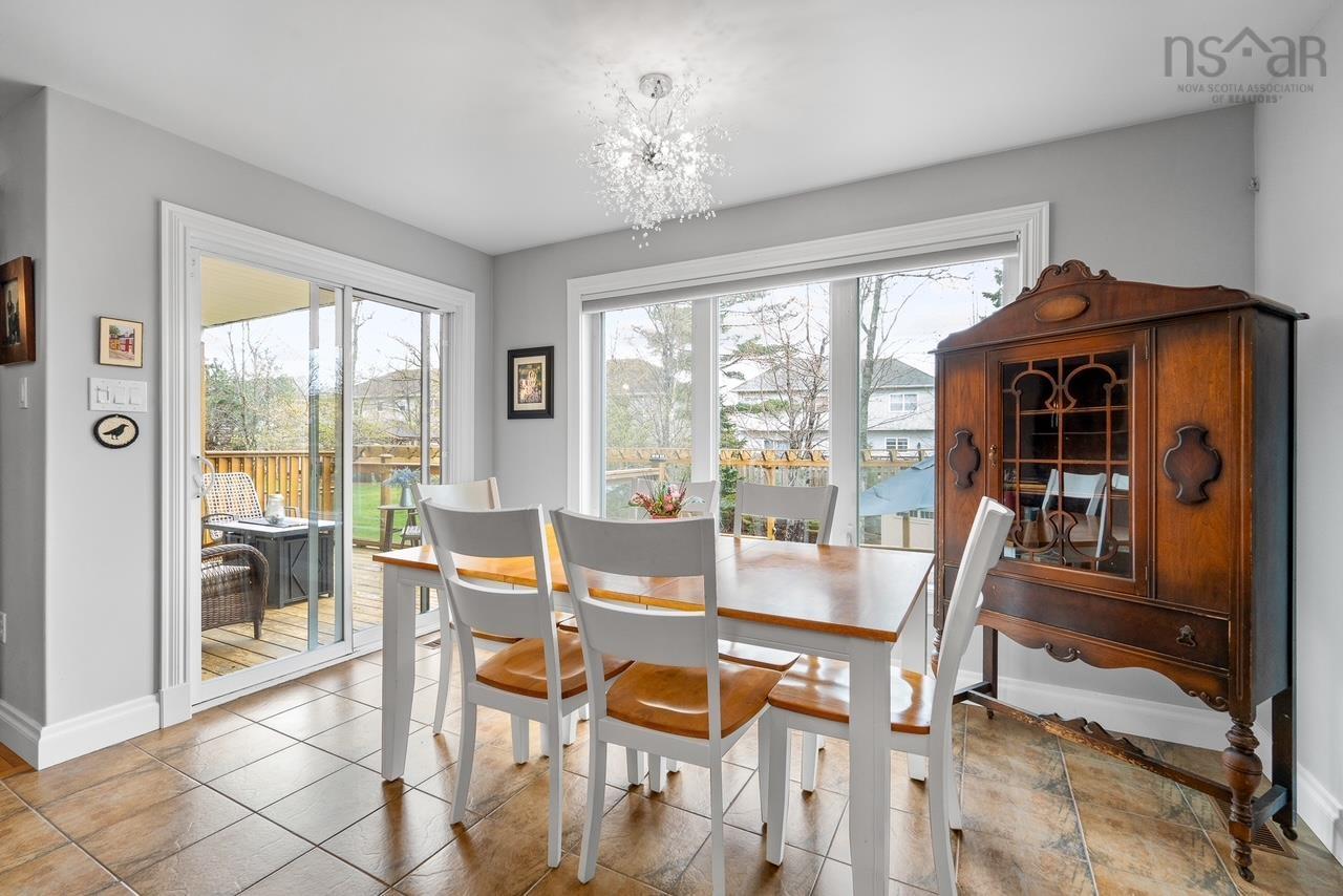 $824,900.00: 24 Haystead Ridge, Bedford