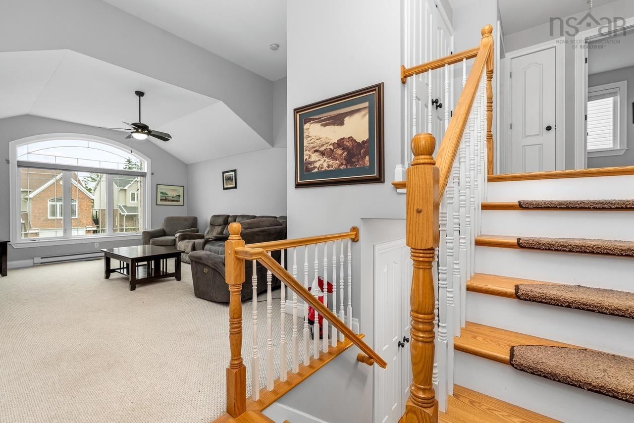 $824,900.00: 24 Haystead Ridge, Bedford