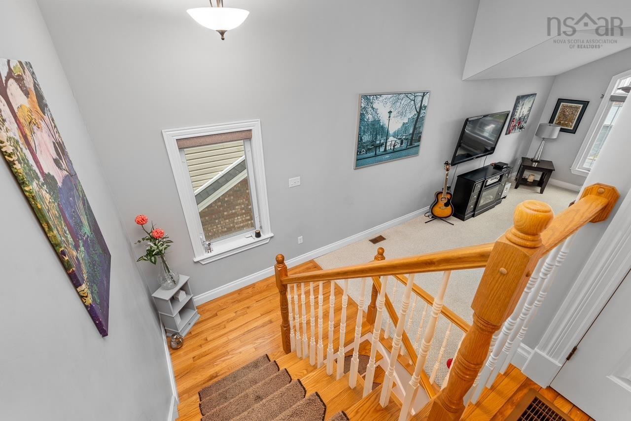 $824,900.00: 24 Haystead Ridge, Bedford