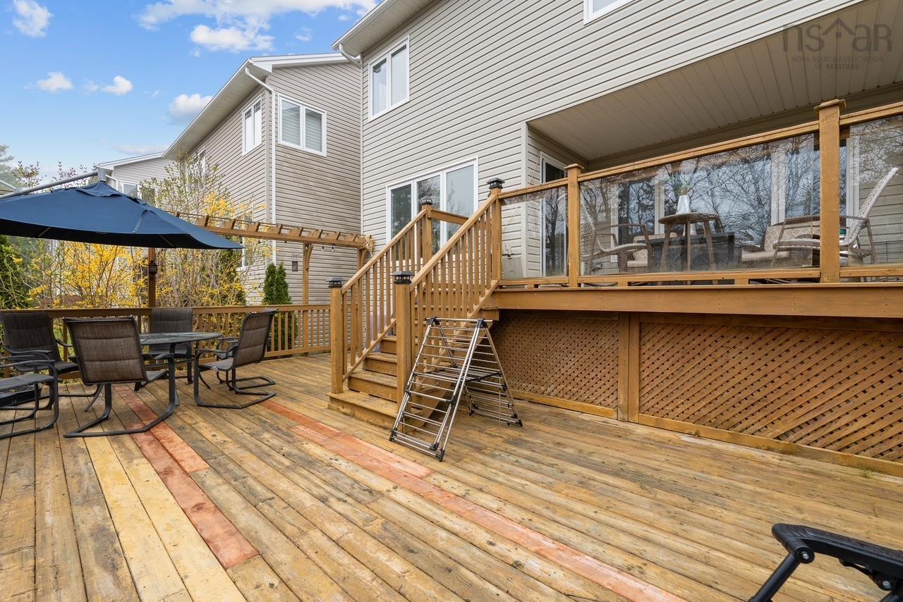 $824,900.00: 24 Haystead Ridge, Bedford