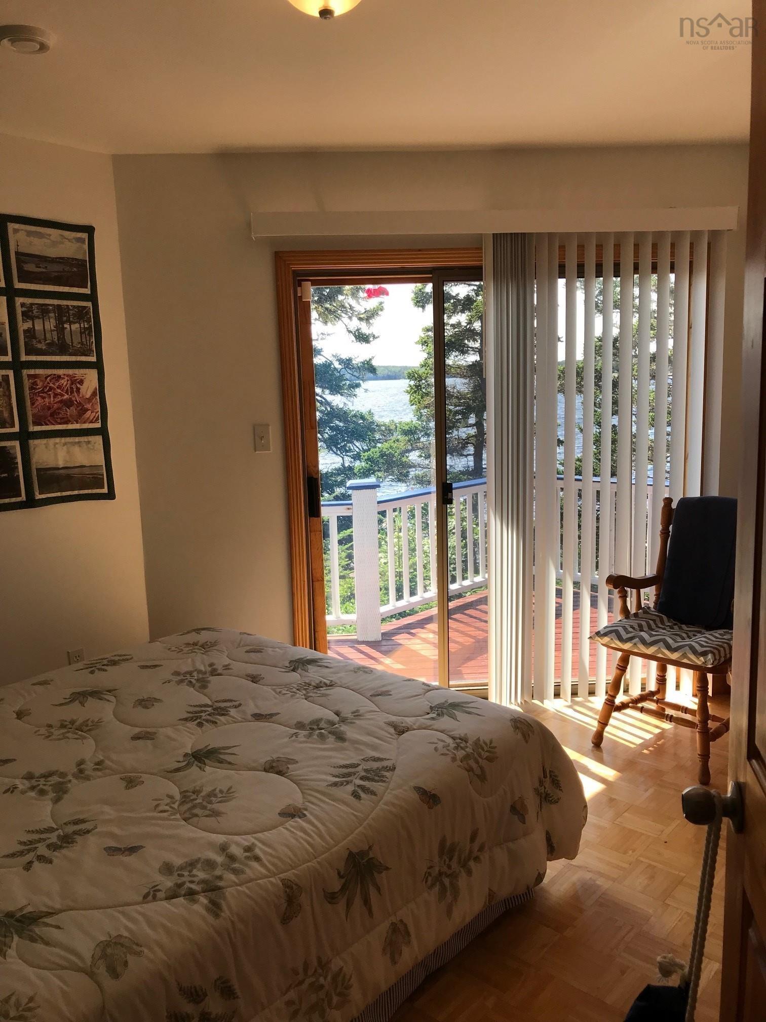 $880,000.00: 765 Shad Point Parkway, Blind Bay
