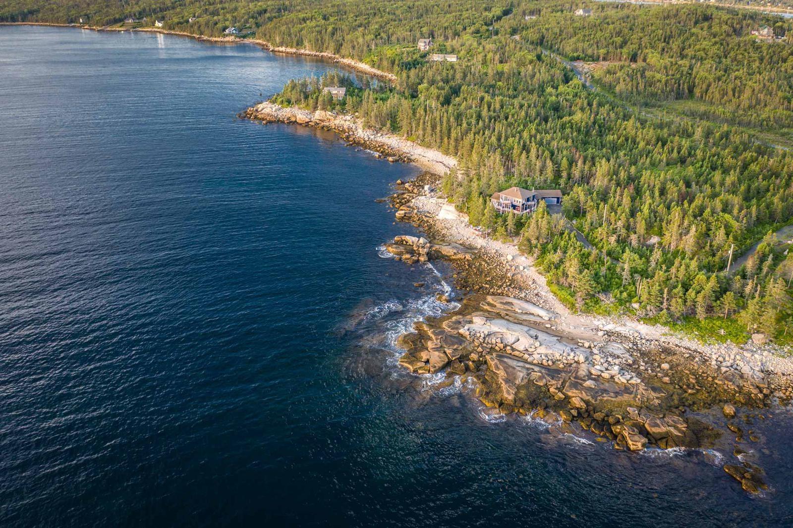 $880,000.00: 765 Shad Point Parkway, Blind Bay