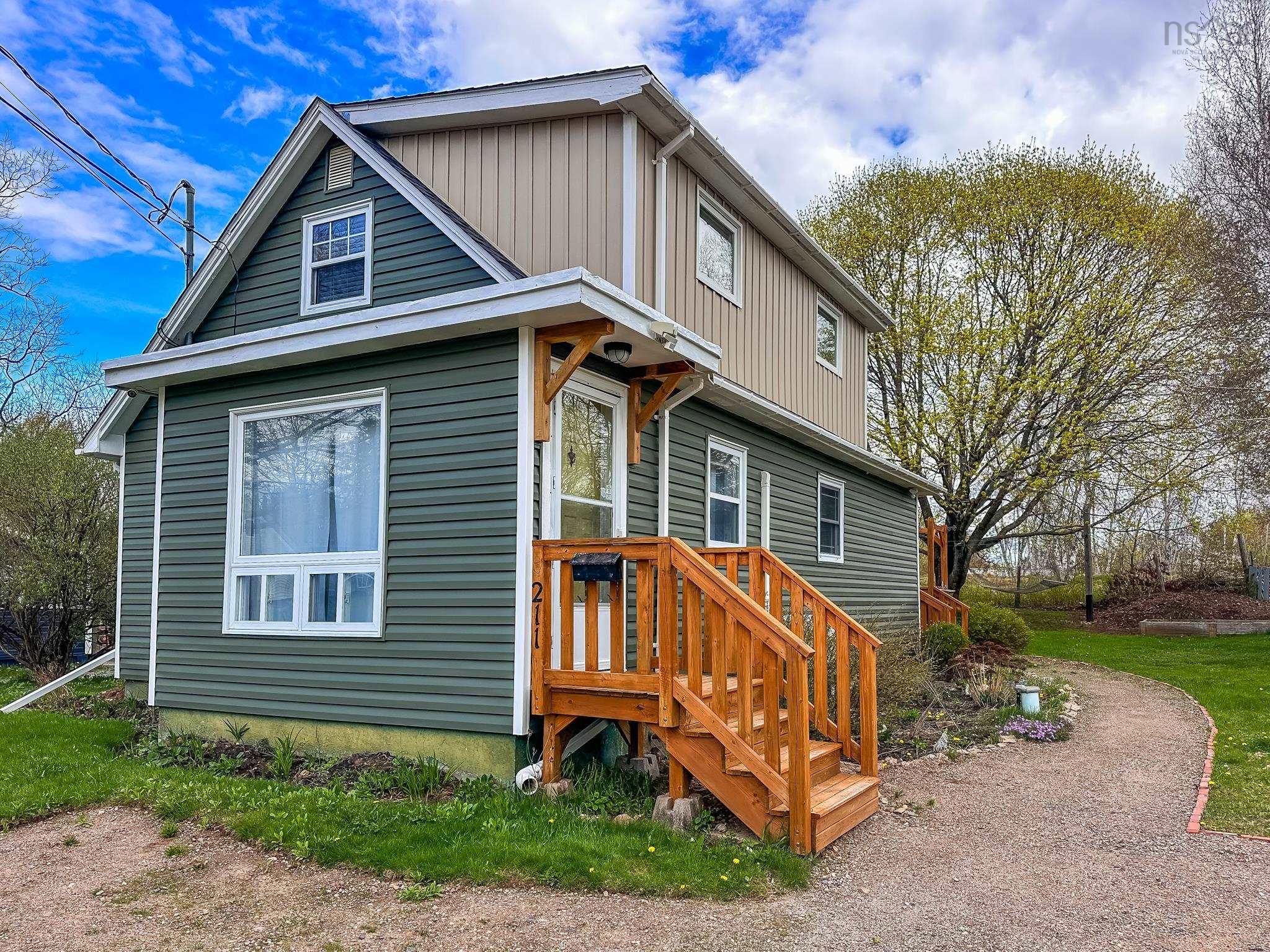 $279,900.00: 211 Oakdene Avenue, North Kentville