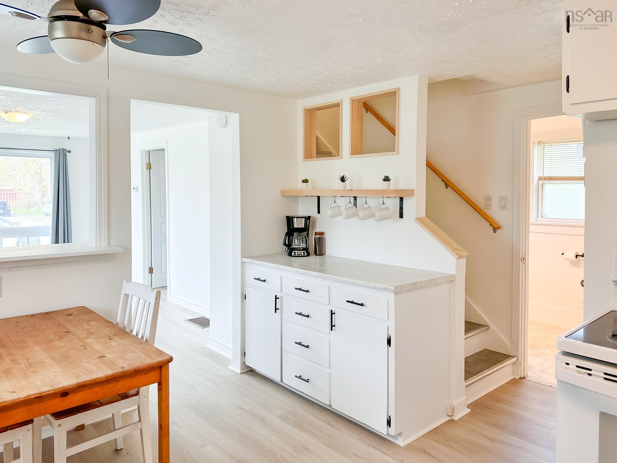 $279,900.00: 211 Oakdene Avenue, North Kentville