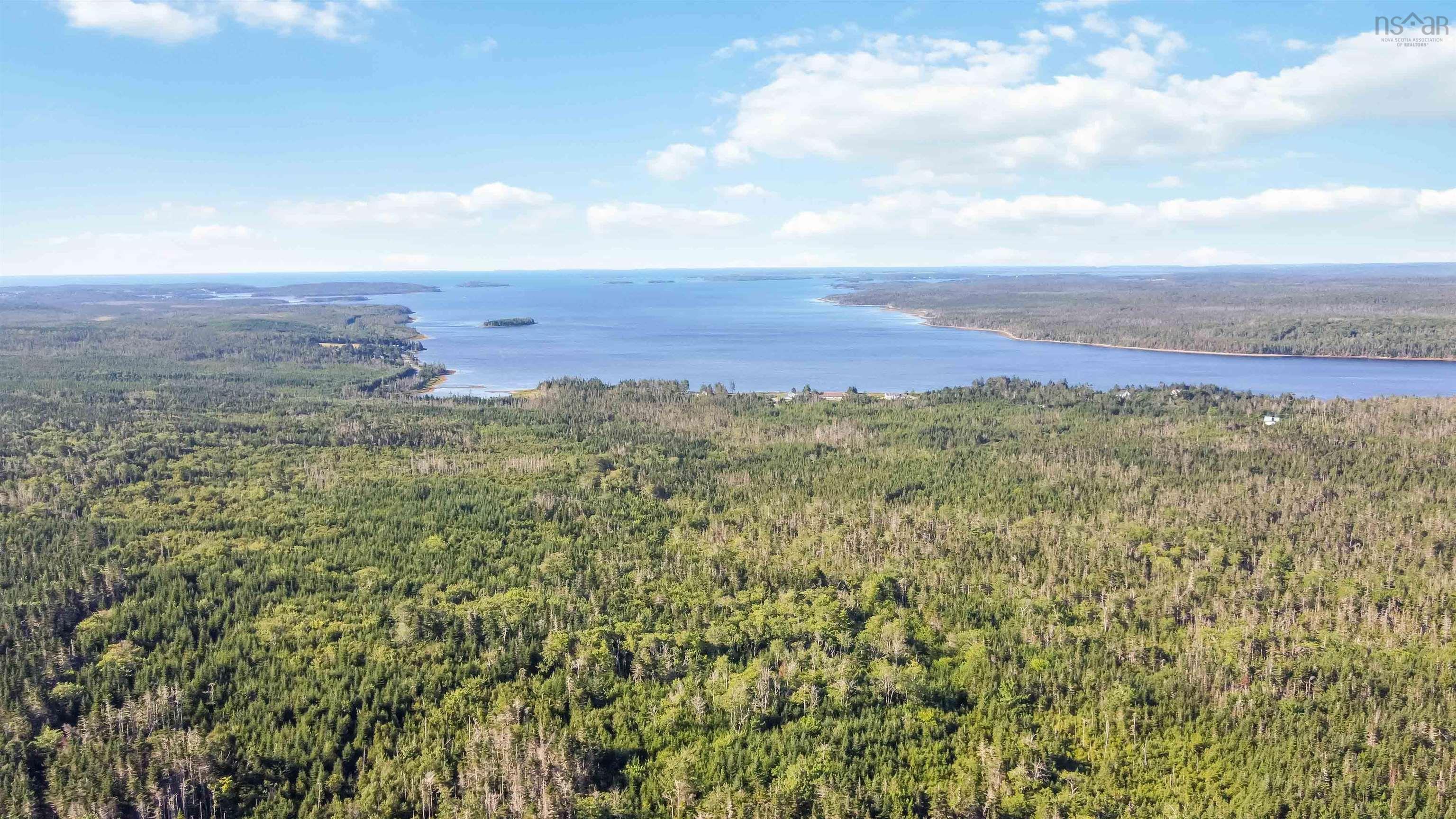 $499,900.00: 23892 Highway 7 Highway, Watt Section