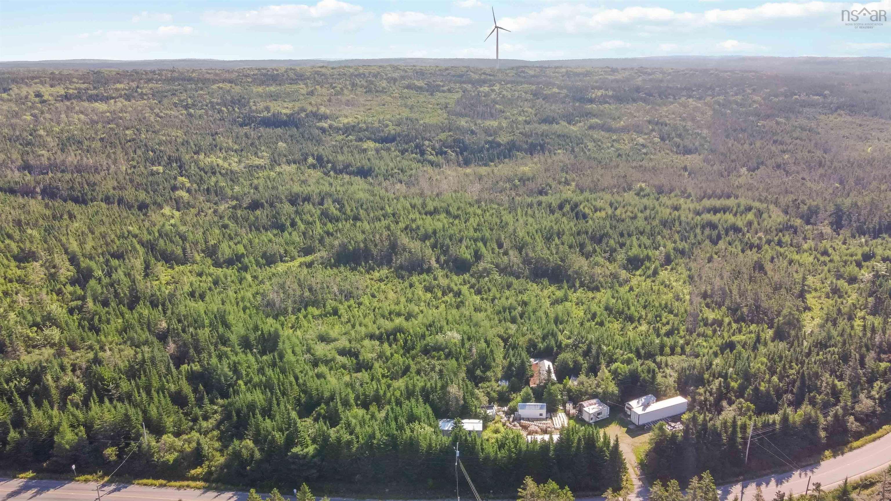 $499,900.00: 23892 Highway 7 Highway, Watt Section
