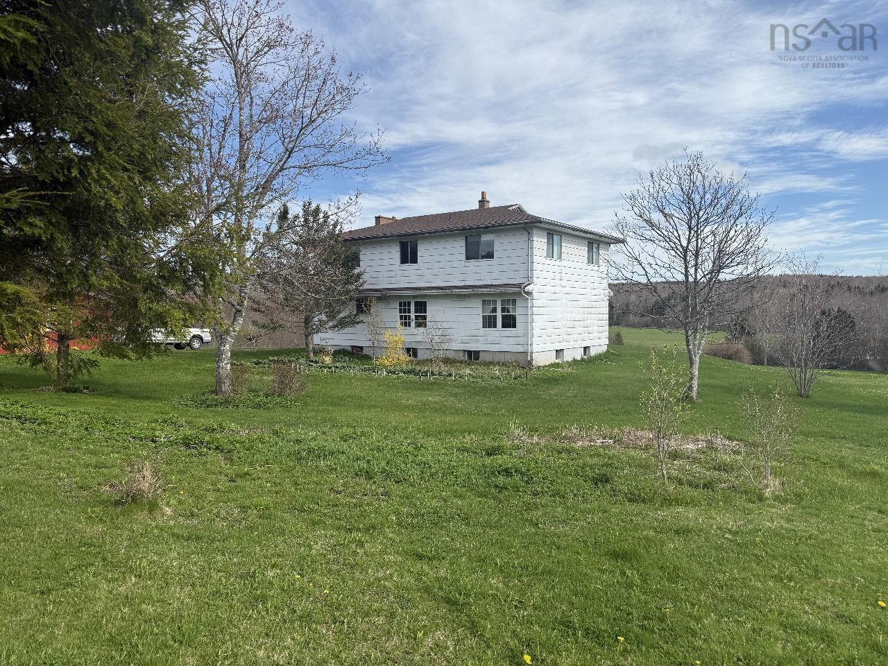 $460,000.00: 703 336 Highway, Upper Musquodoboit