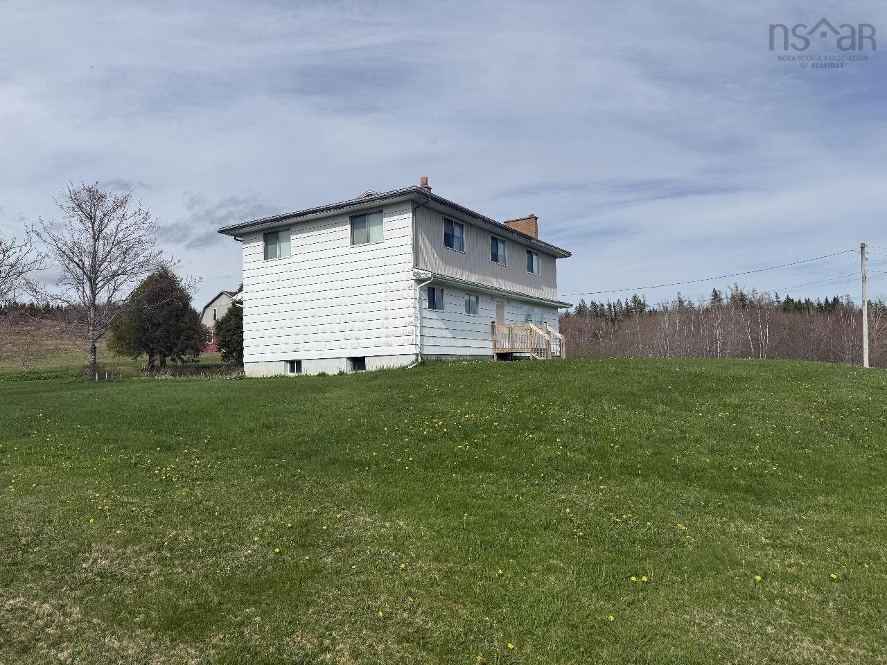 $460,000.00: 703 336 Highway, Upper Musquodoboit