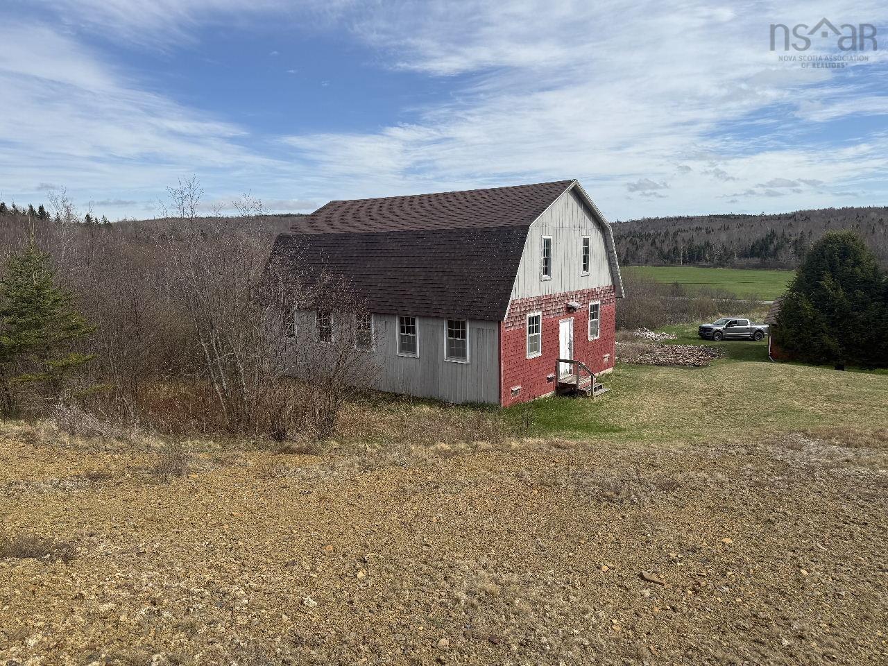$460,000.00: 703 336 Highway, Upper Musquodoboit