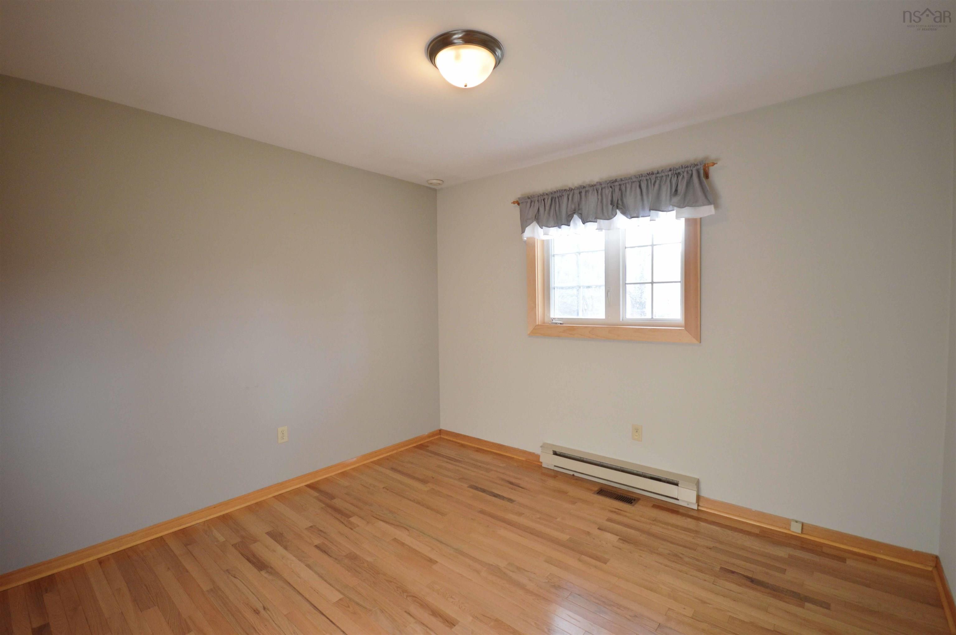 $549,900.00: 12 Tamarac Drive, Fall River