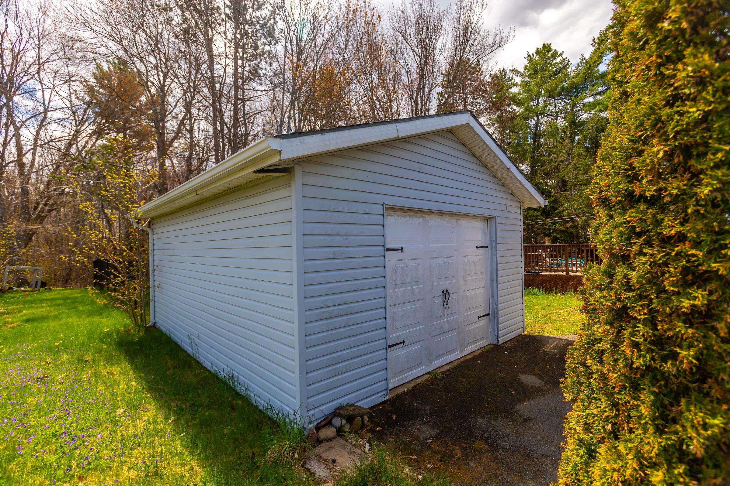 $419,900.00: 1155 Tufts Avenue, Greenwood