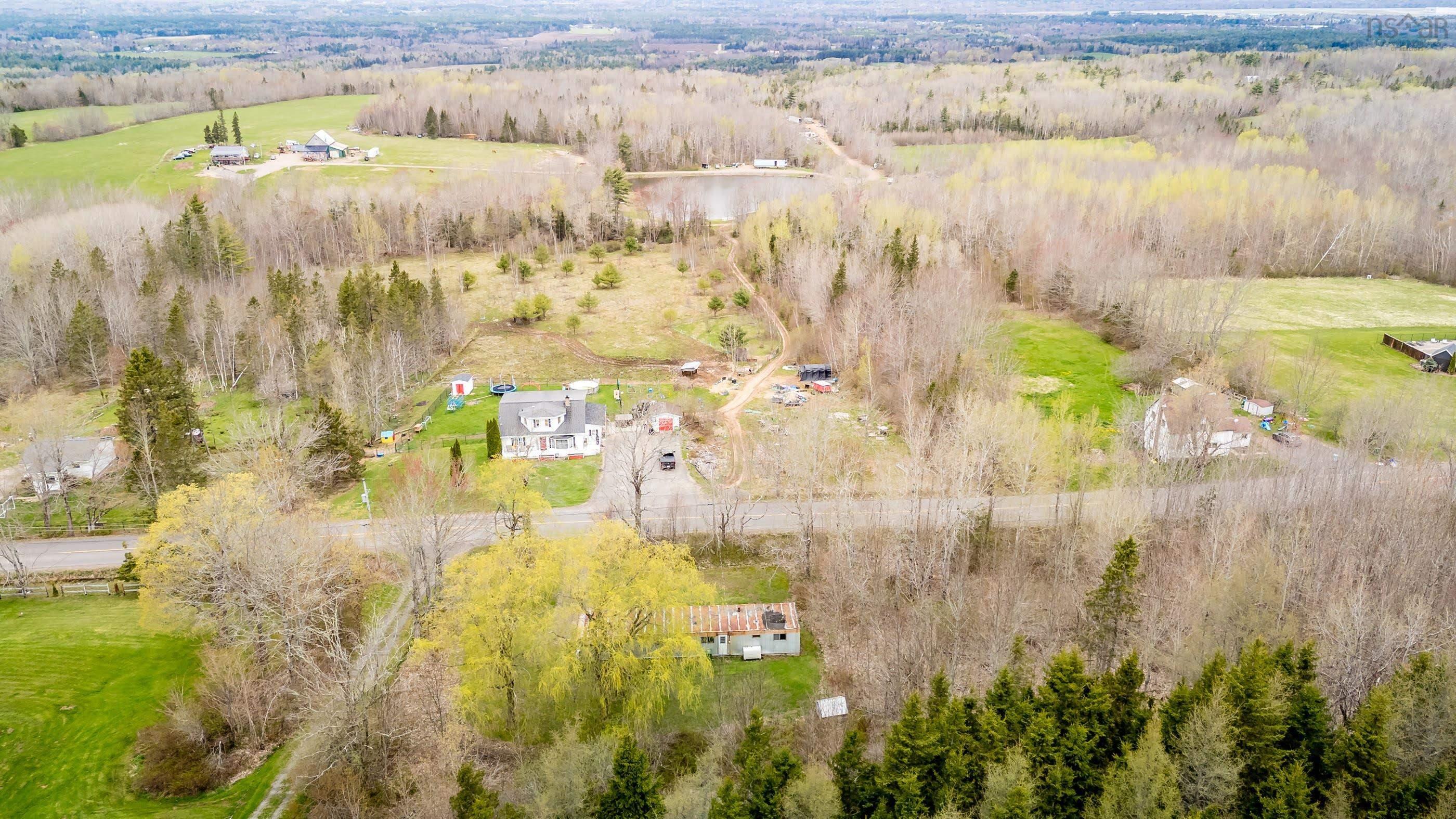 $99,900.00: 106 East Torbrook Road, South Tremont