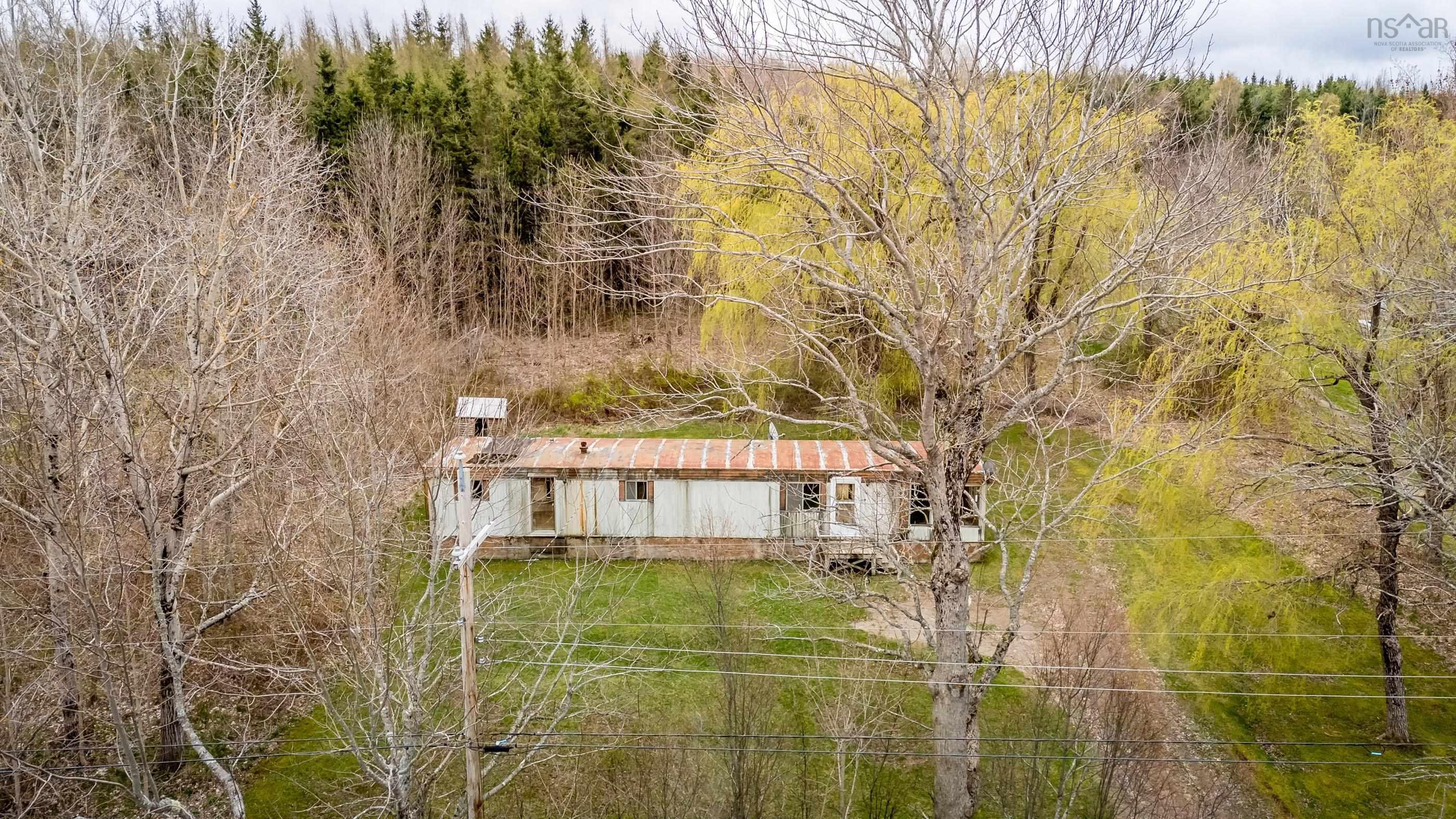 $99,900.00: 106 East Torbrook Road, South Tremont
