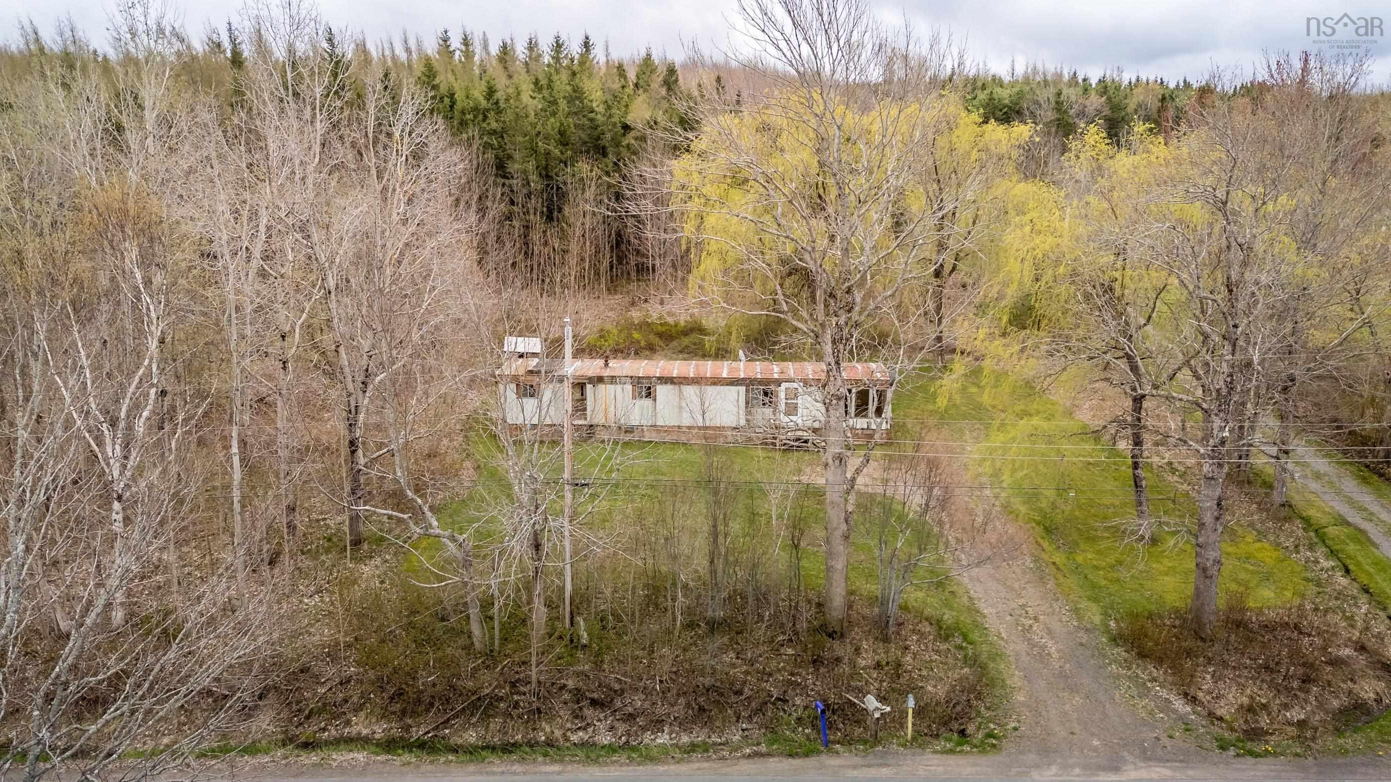 $99,900.00: 106 East Torbrook Road, South Tremont