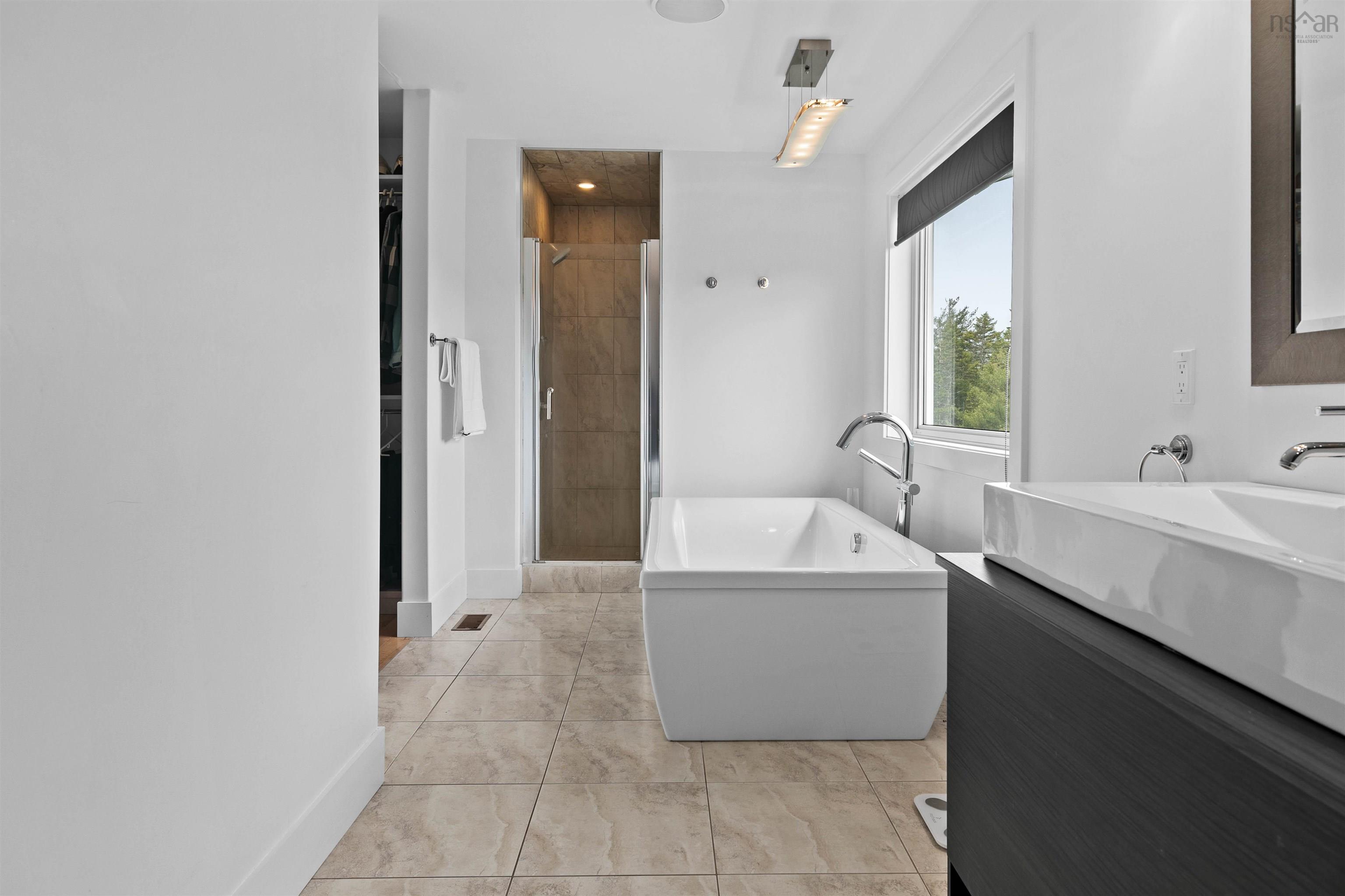 $1,399,900.00: 87 Lake Mist Drive, Hammonds Plains