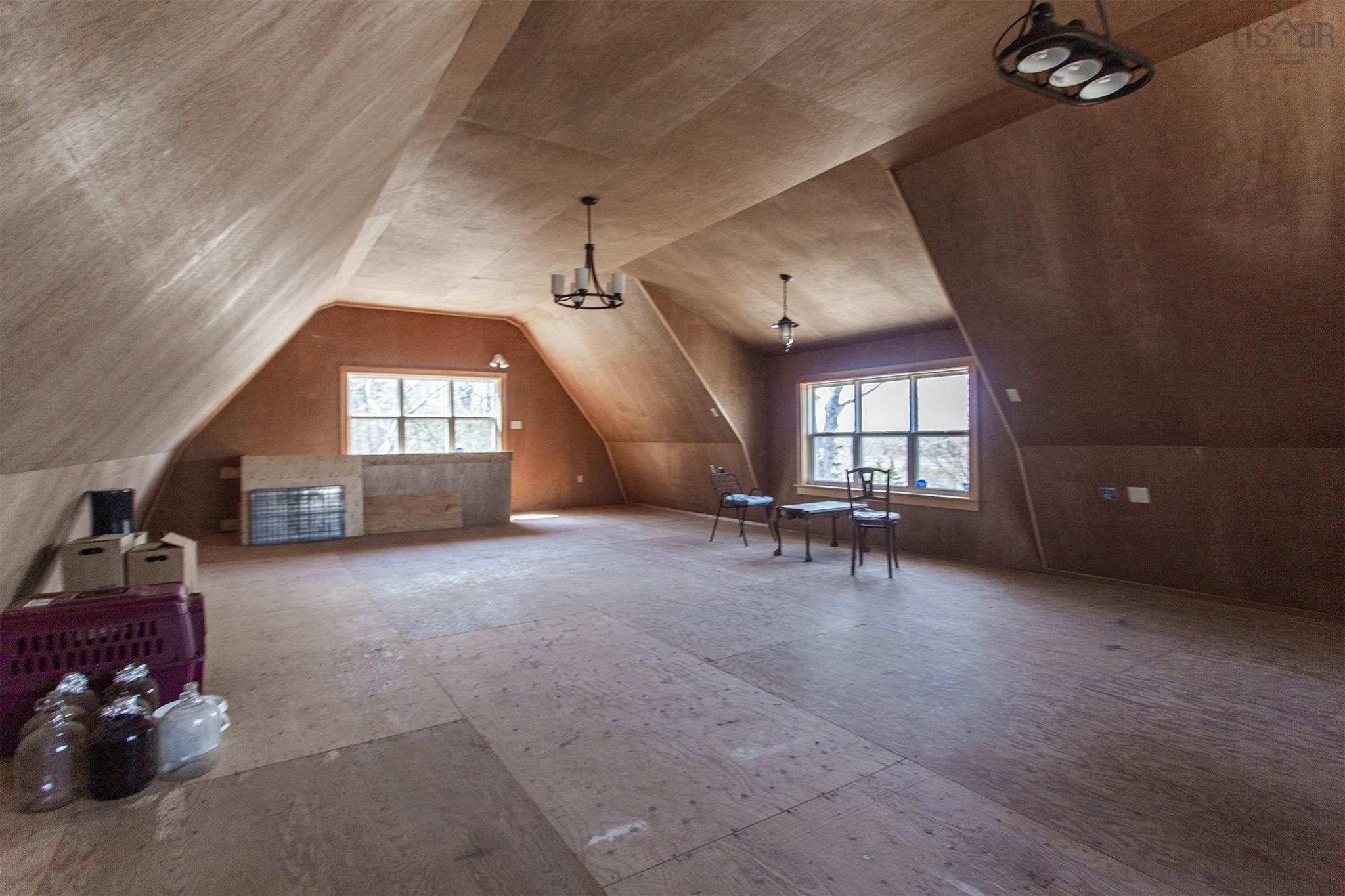 $299,000.00: 2320 Highway 201, Tupperville