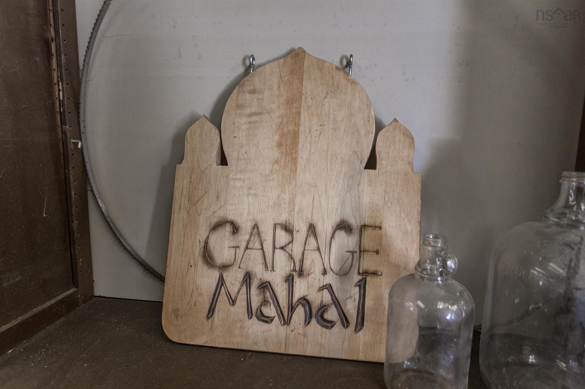 $299,000.00: 2320 Highway 201, Tupperville