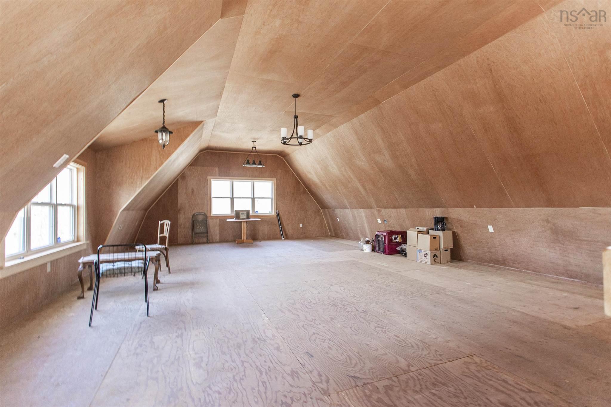 $299,000.00: 2320 Highway 201, Tupperville