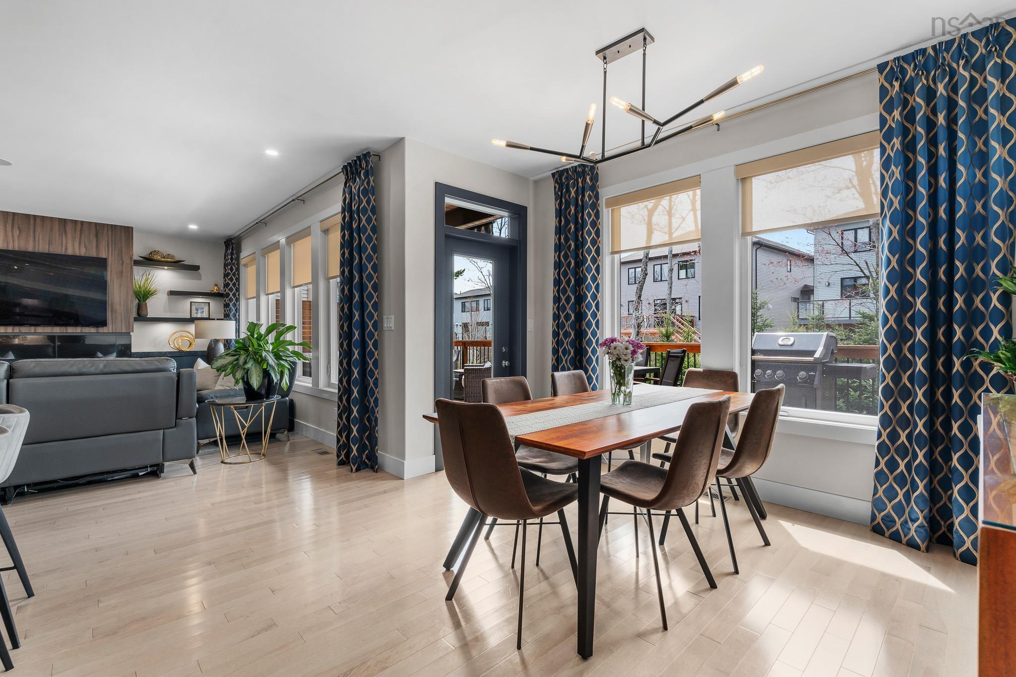 $1,299,900.00: 87 Innsbrook Way, Bedford